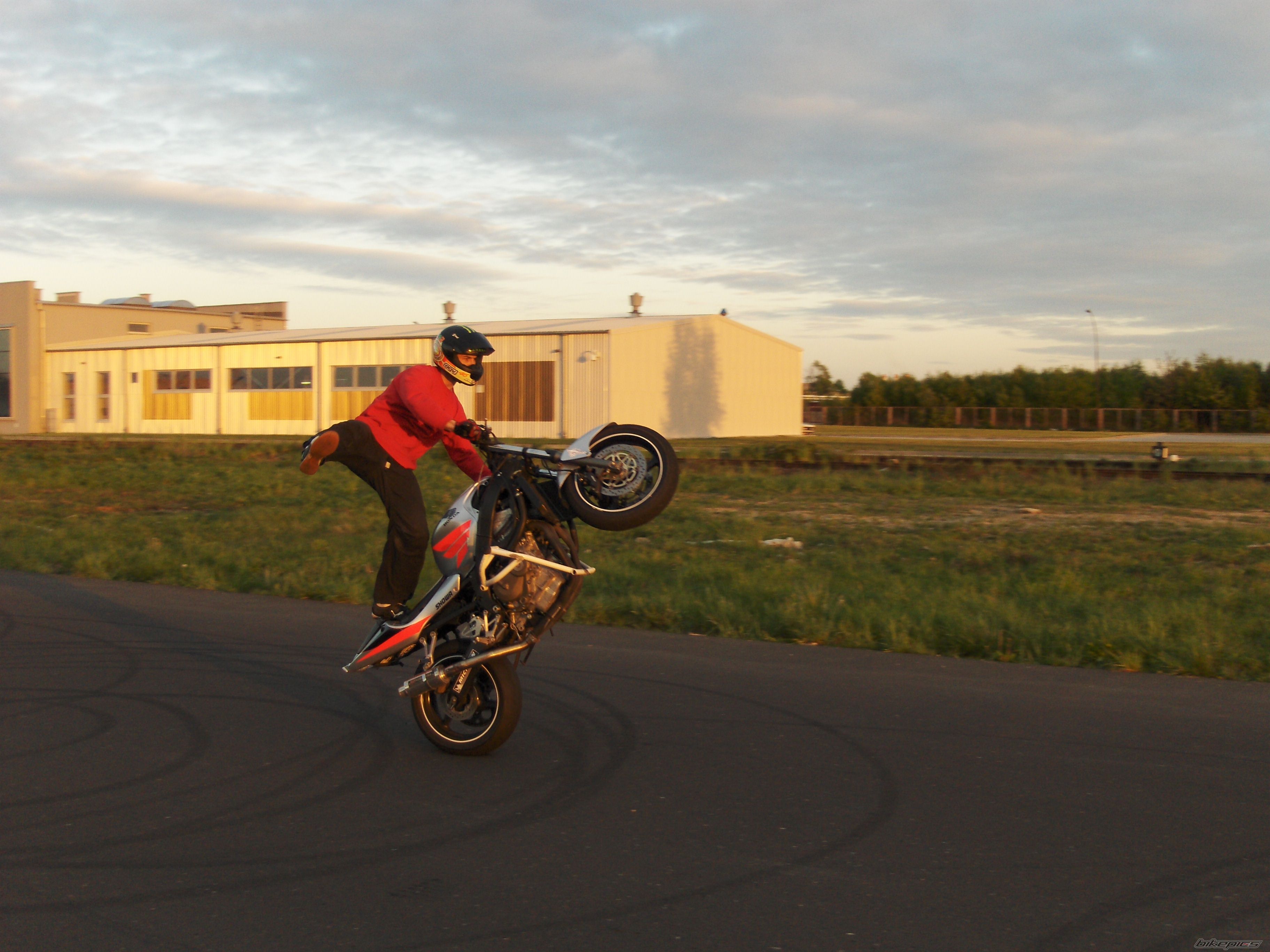 Bike Photo 2025641