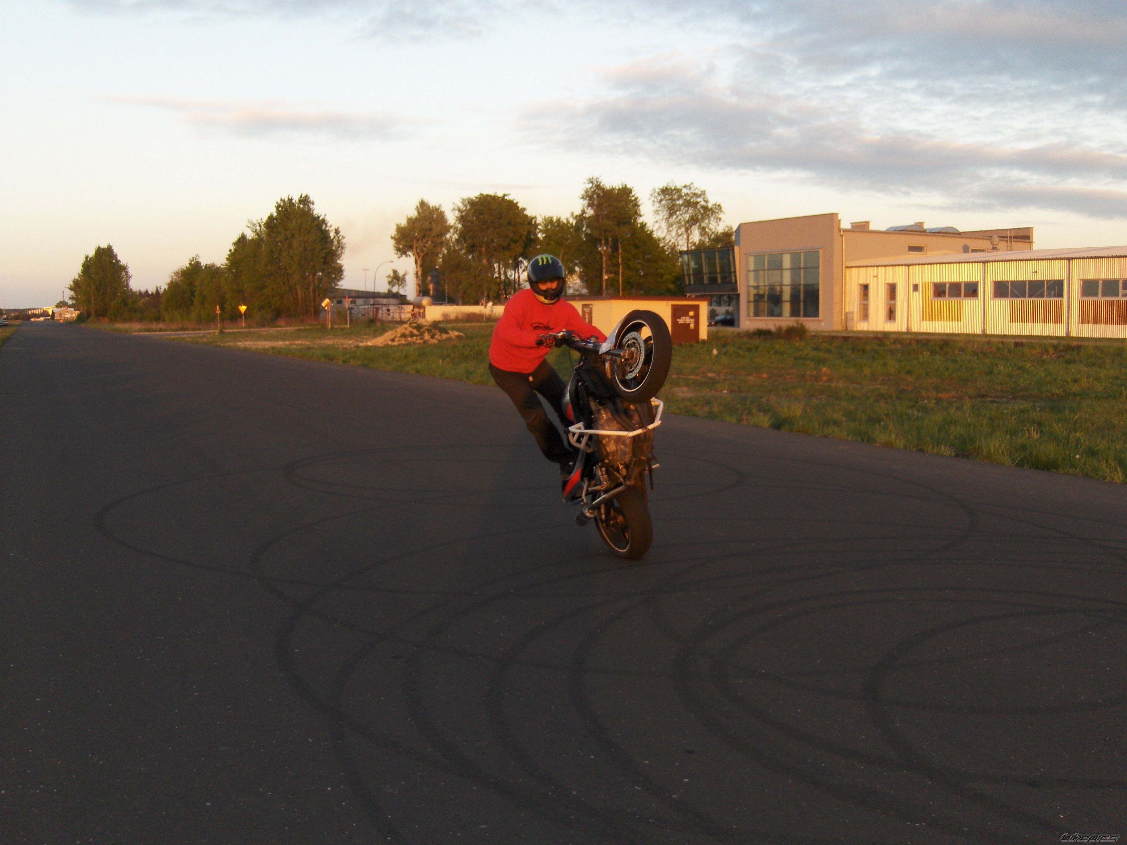 Bike Photo 2025642