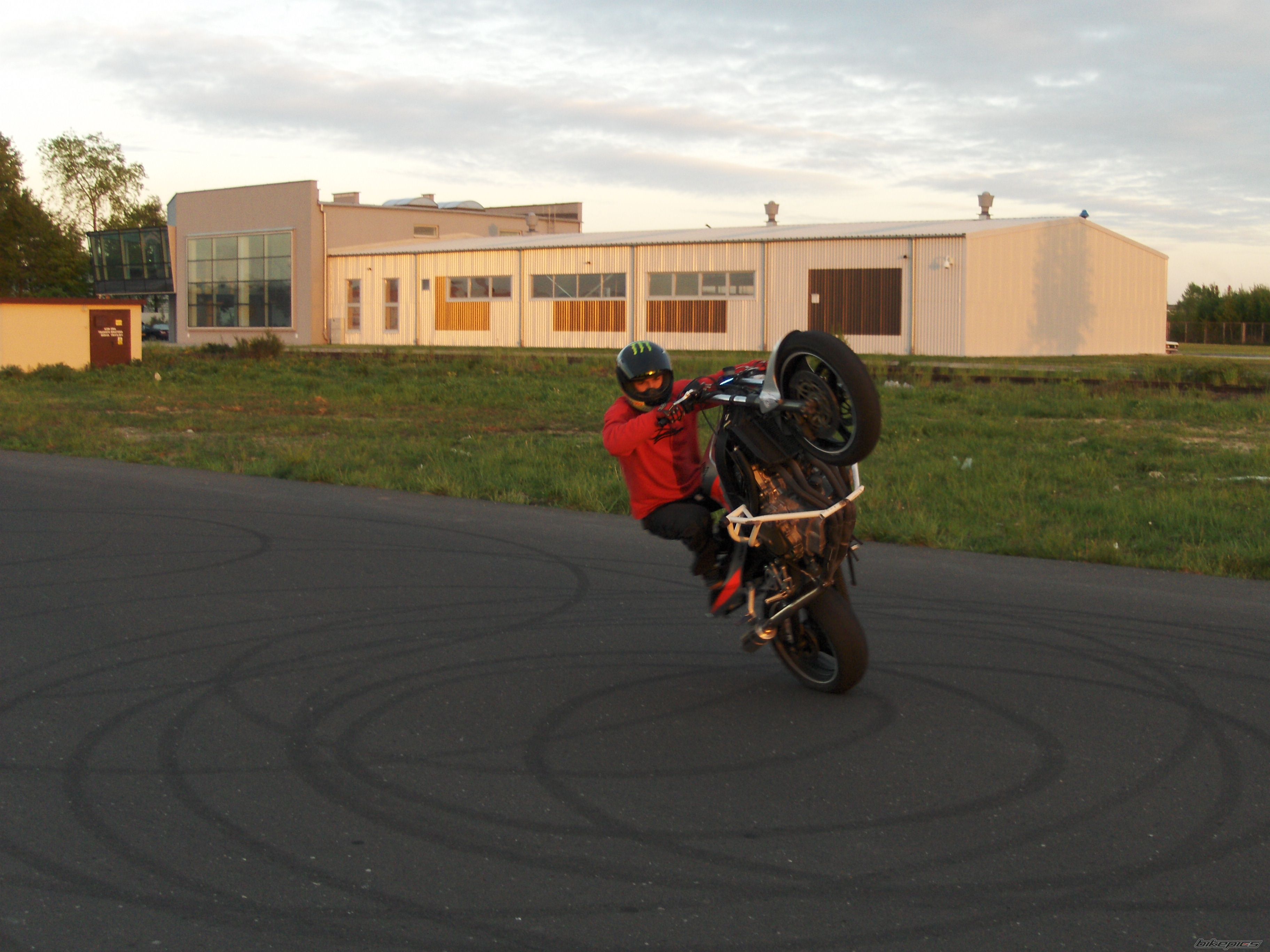 Bike Photo 2025647