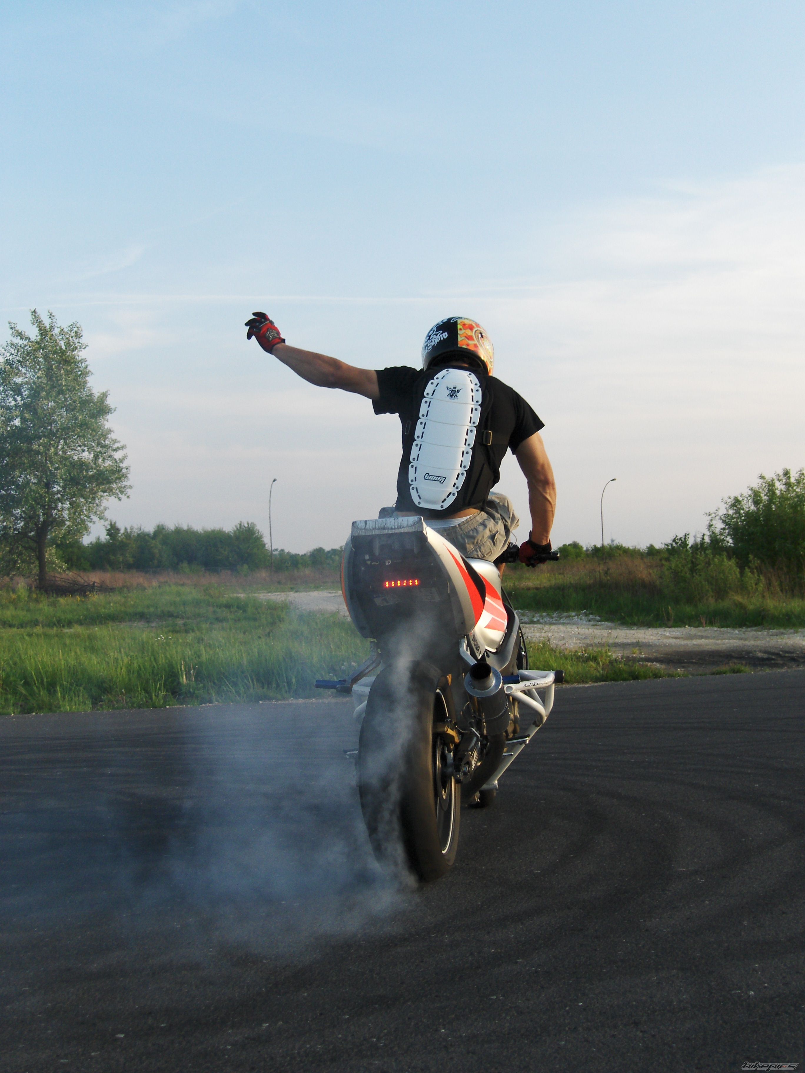 Bike Photo 2025655
