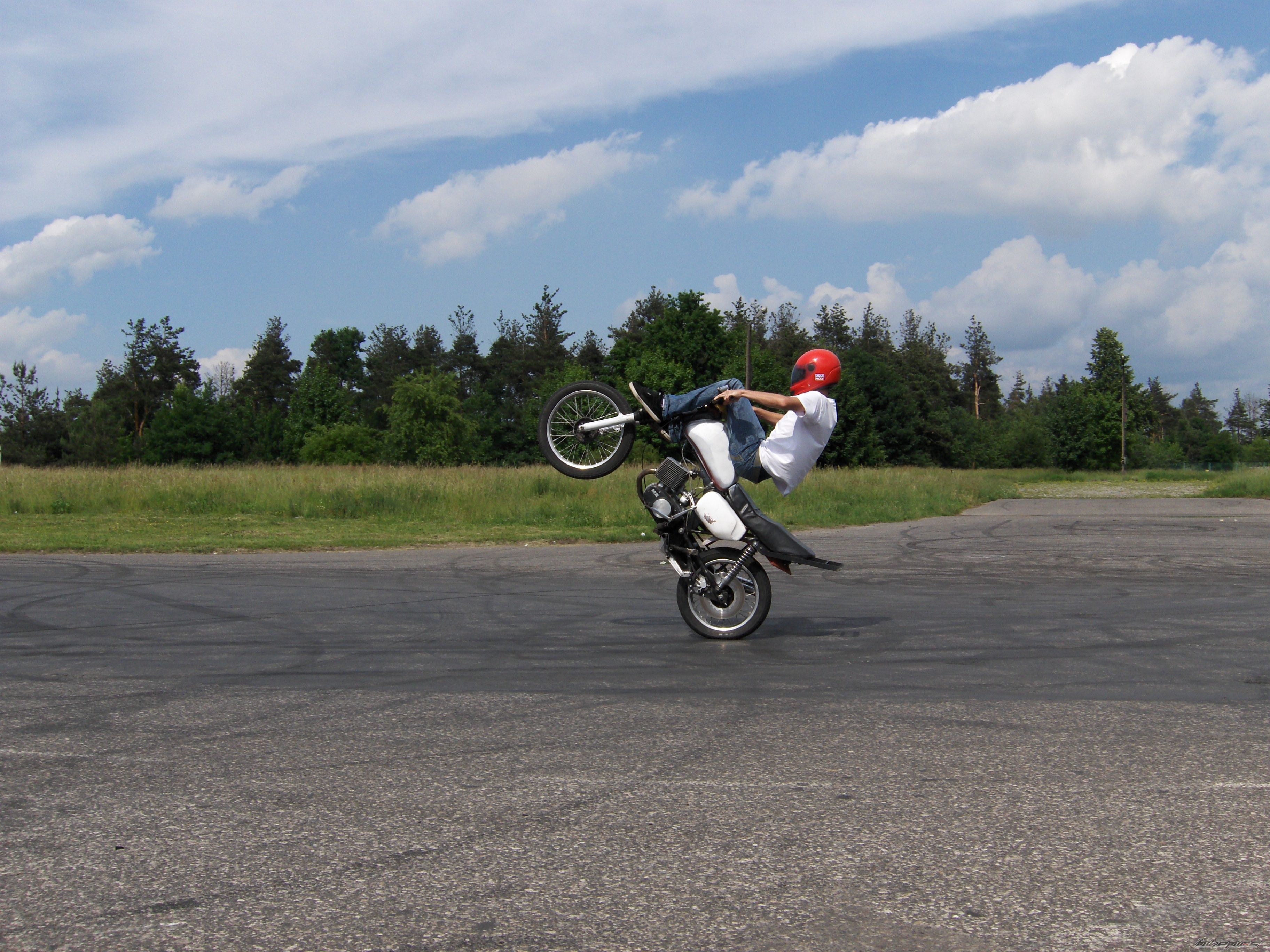 Bike Photo 2025681