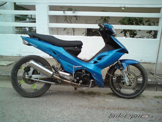 Photo 2025843