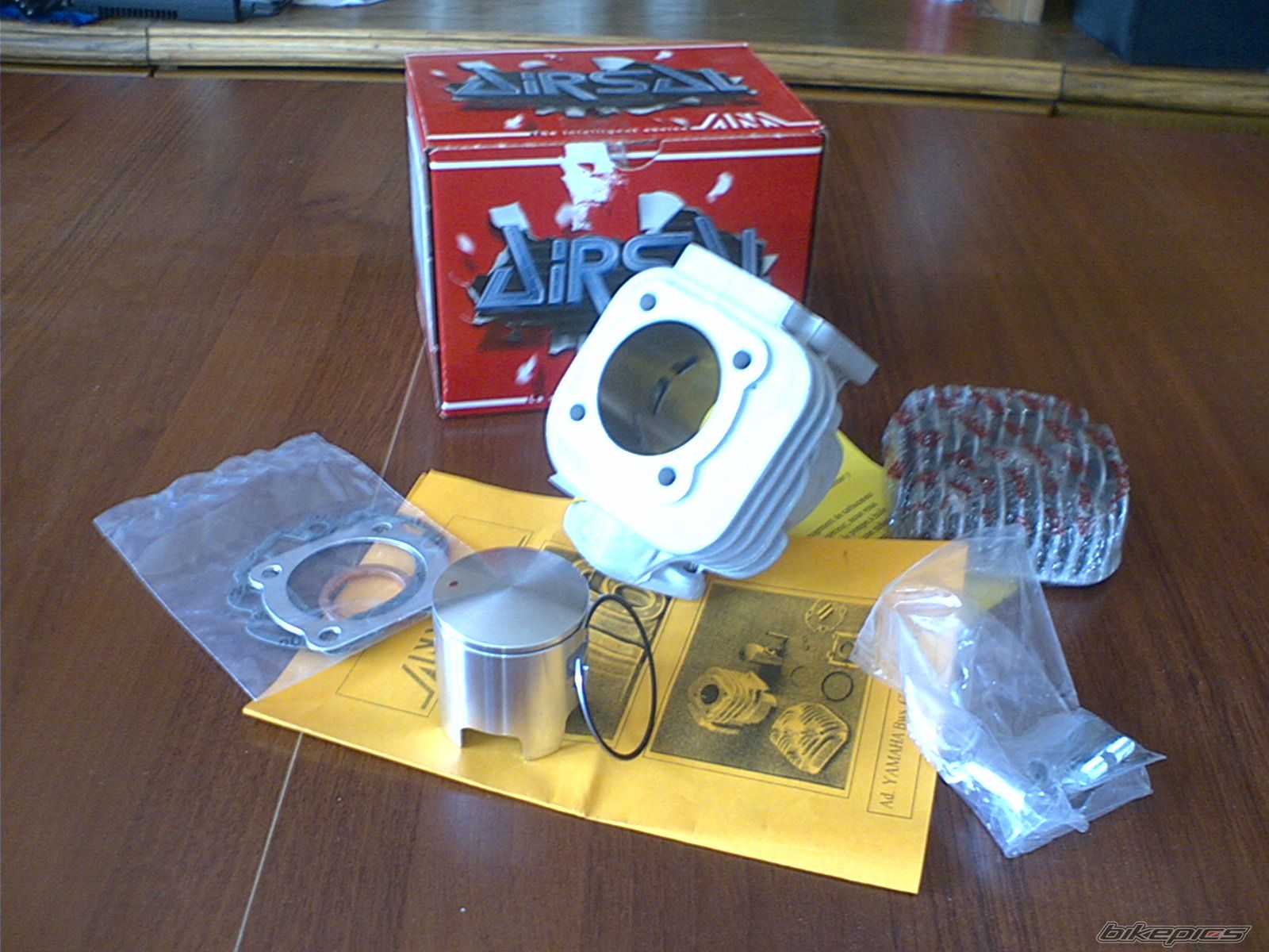 Photo 2025844