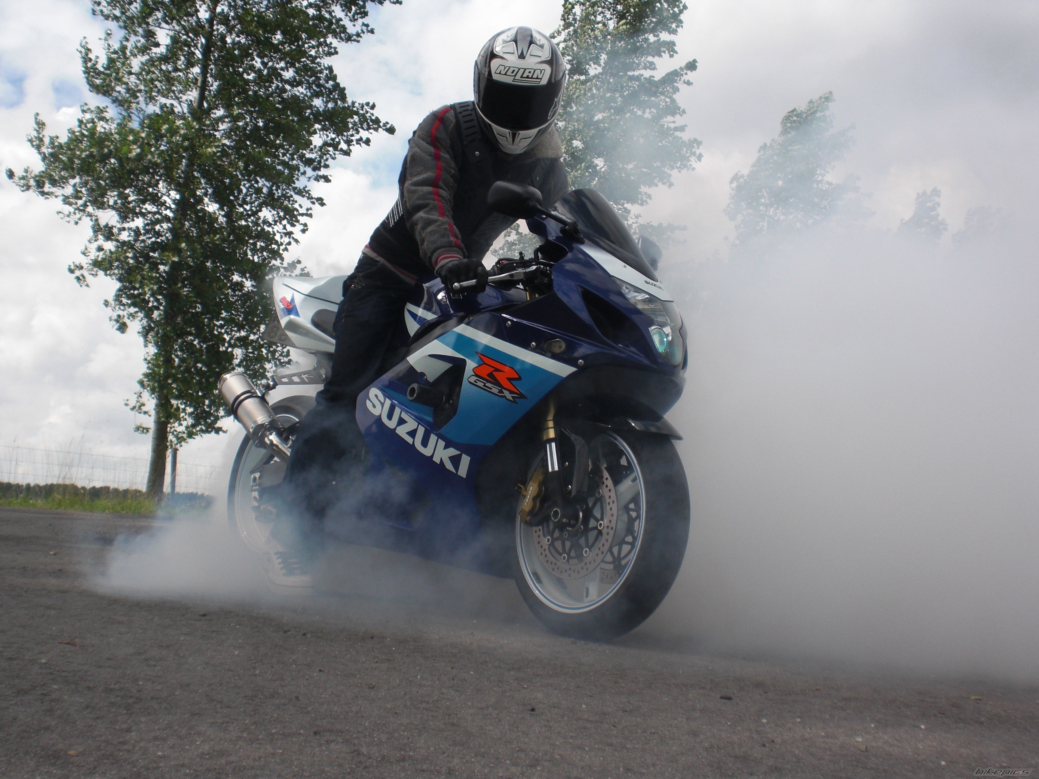 Bike Photo 2025918