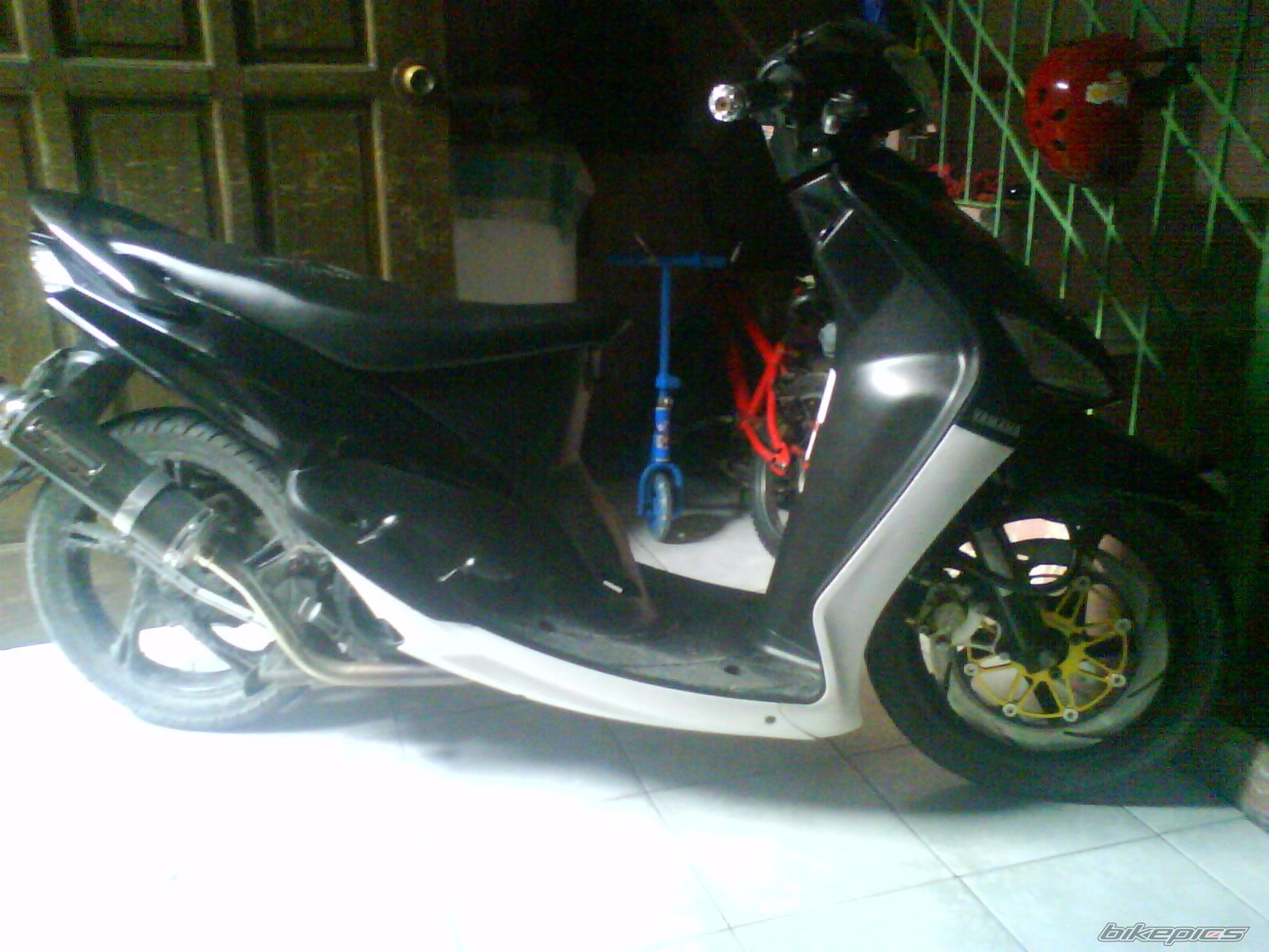 Photo 2025953