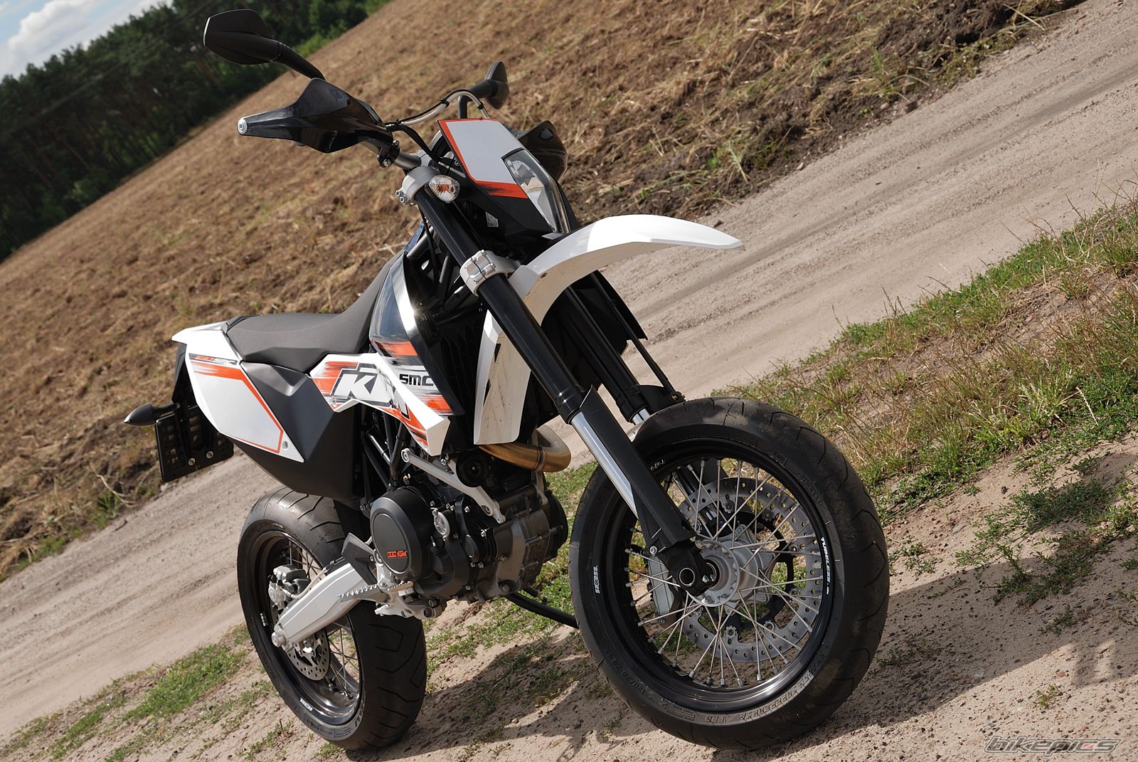 Bike Photo 2026834