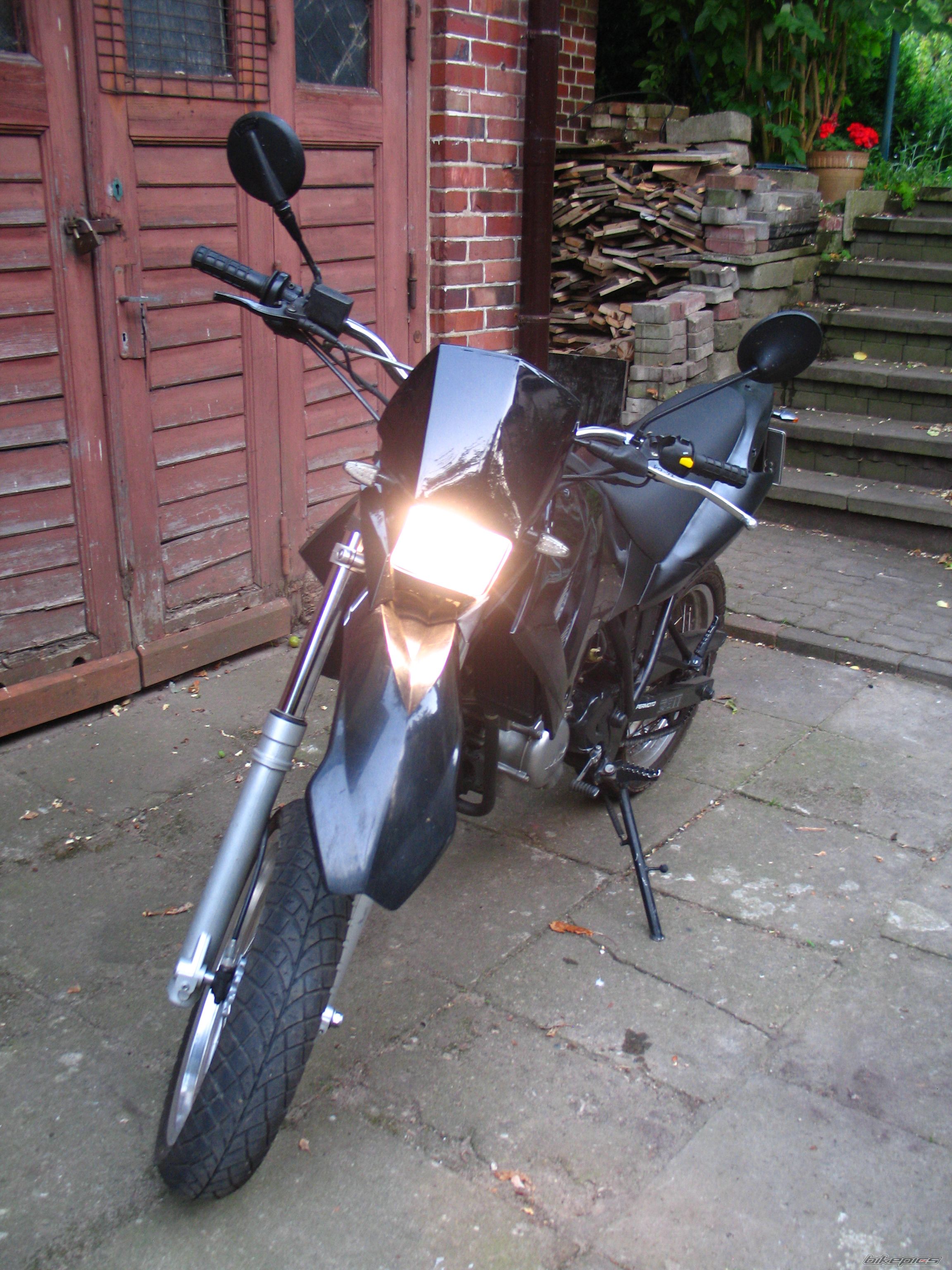 Bike Photo 2027142