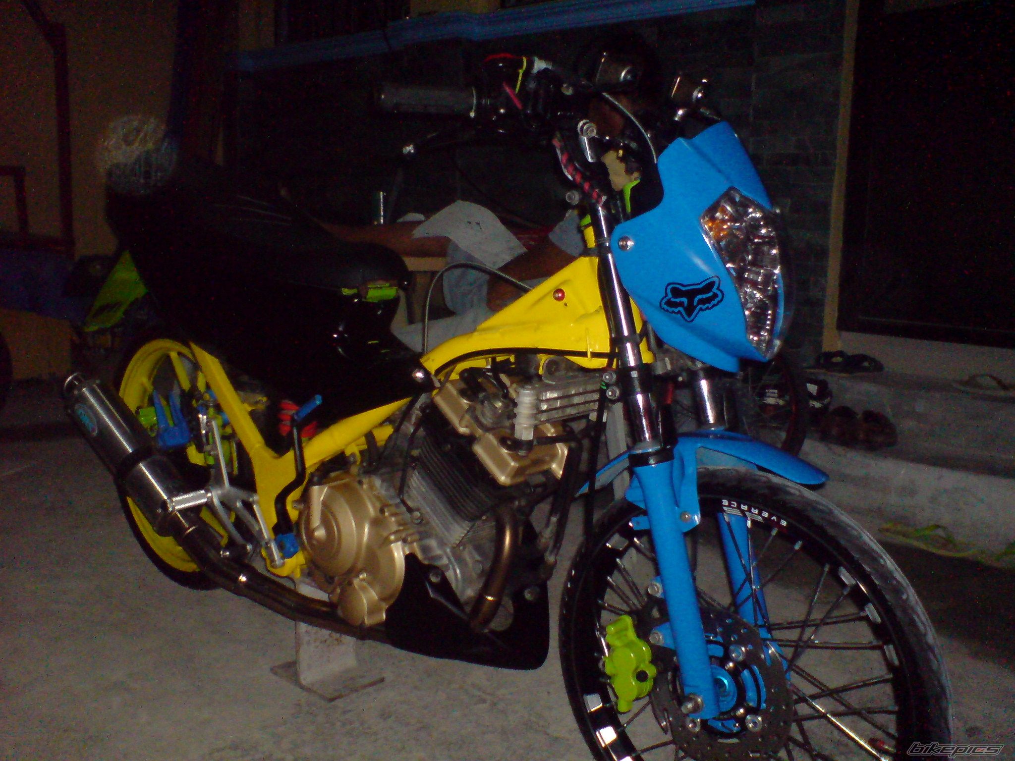 Photo 2027220