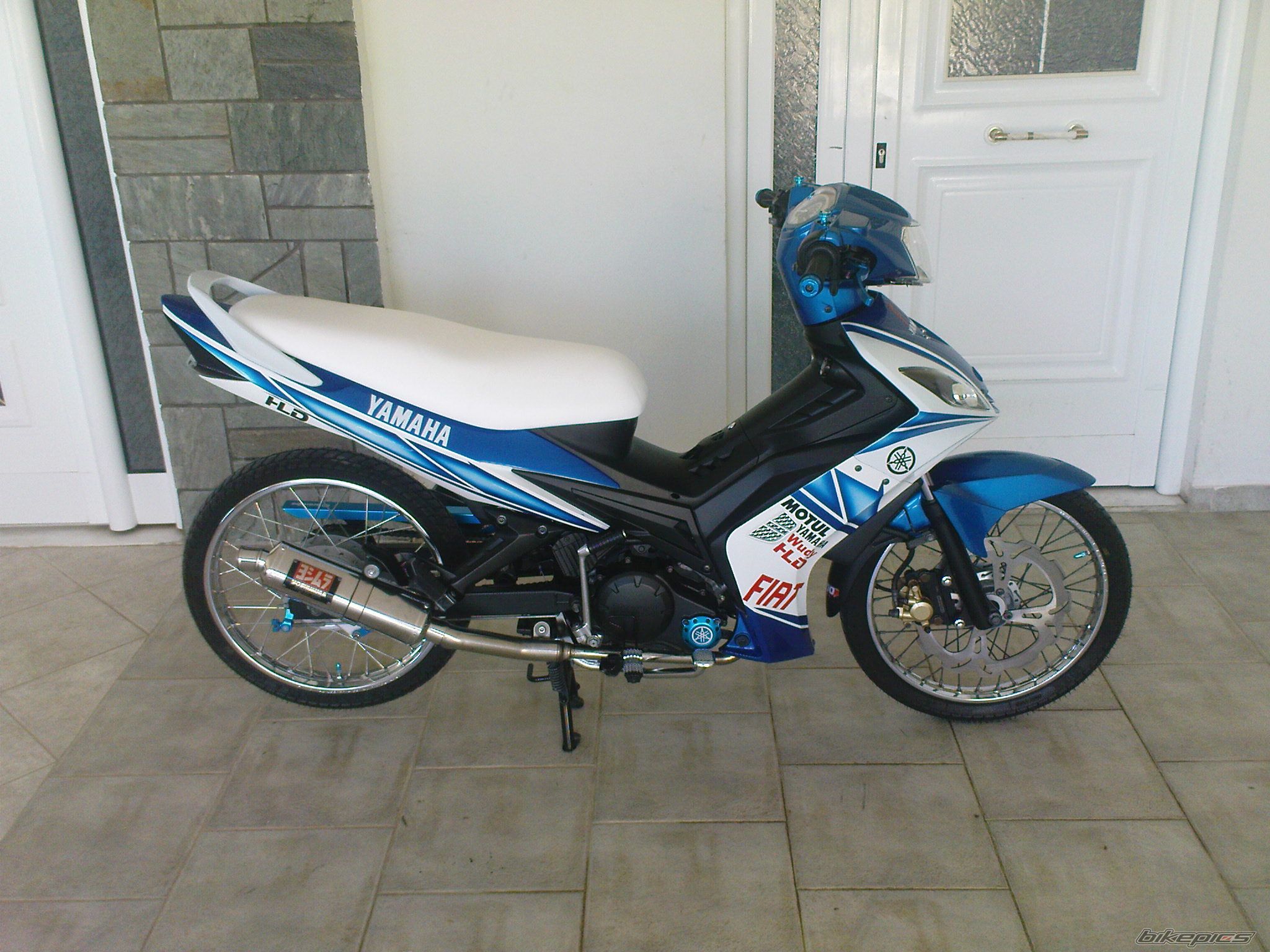 Photo 2027233
