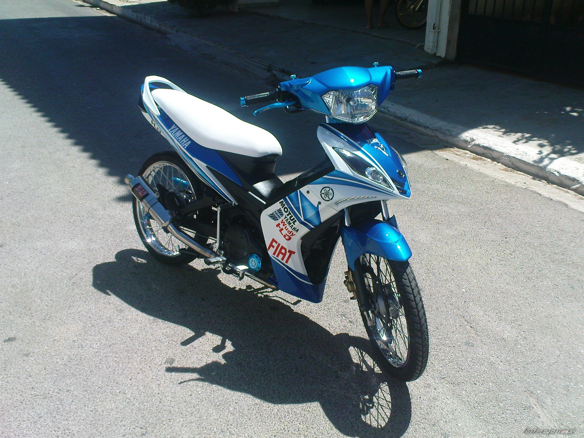 Photo 2027242