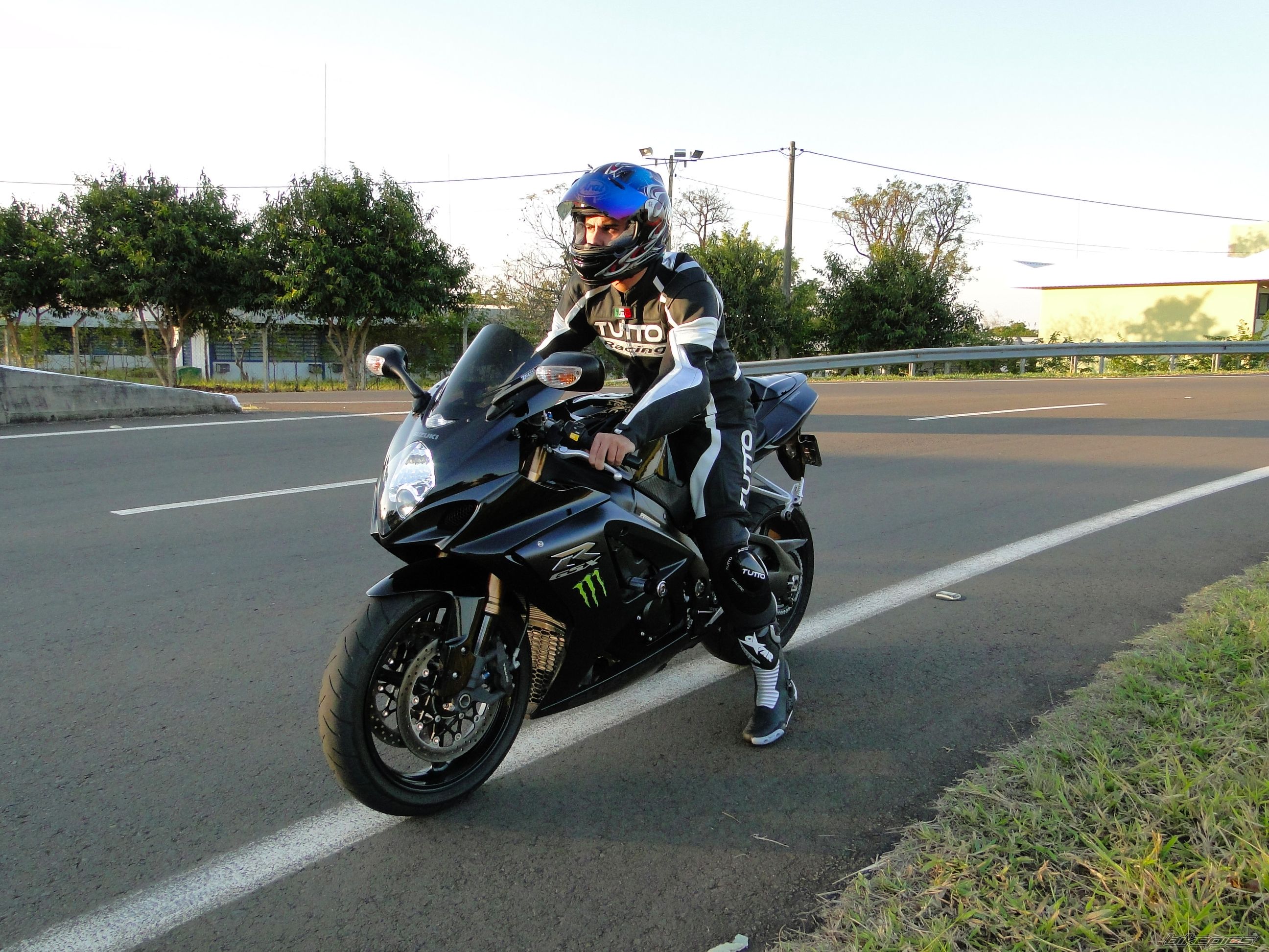 Bike Photo 2027299