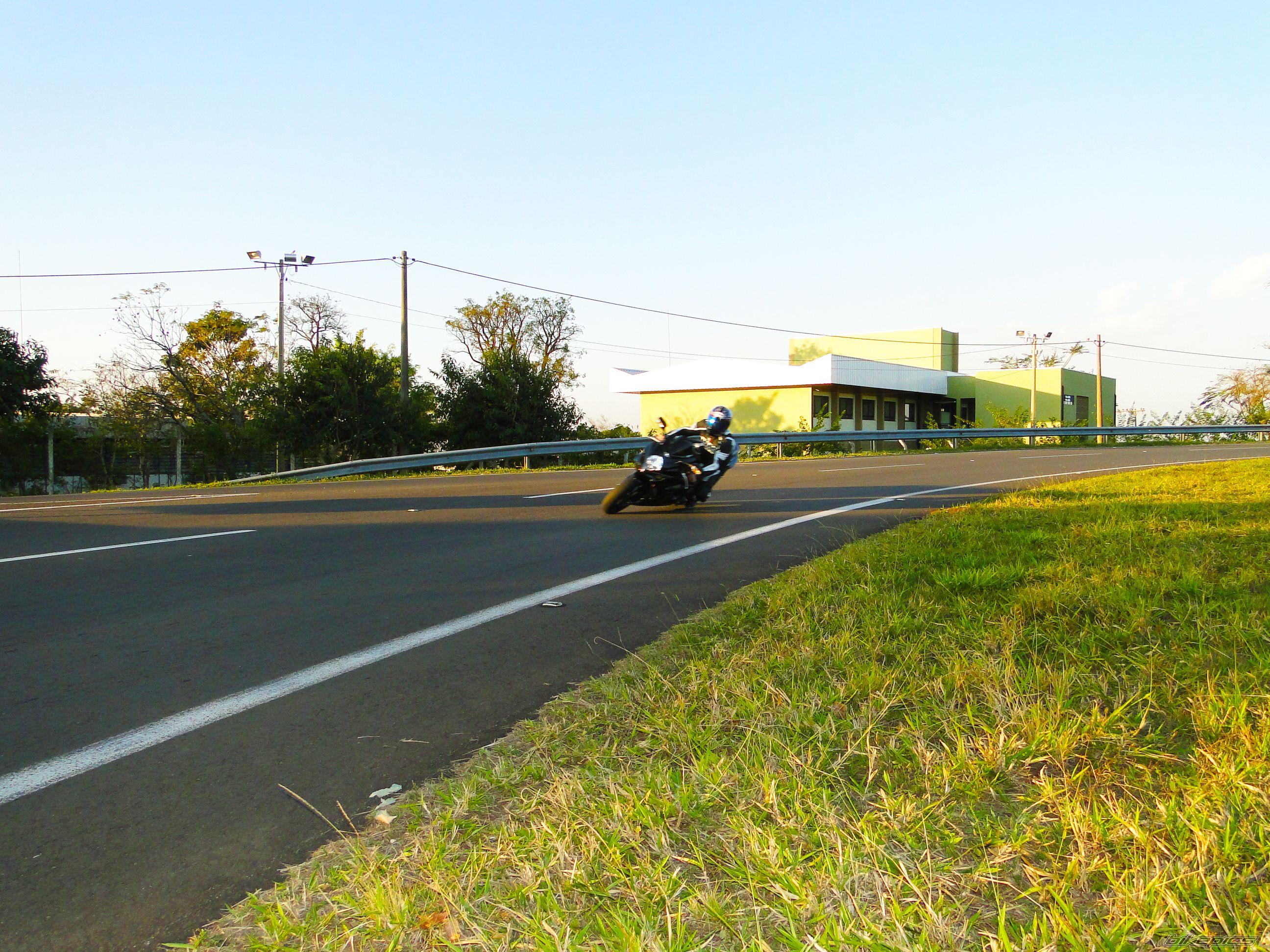 Bike Photo 2027333