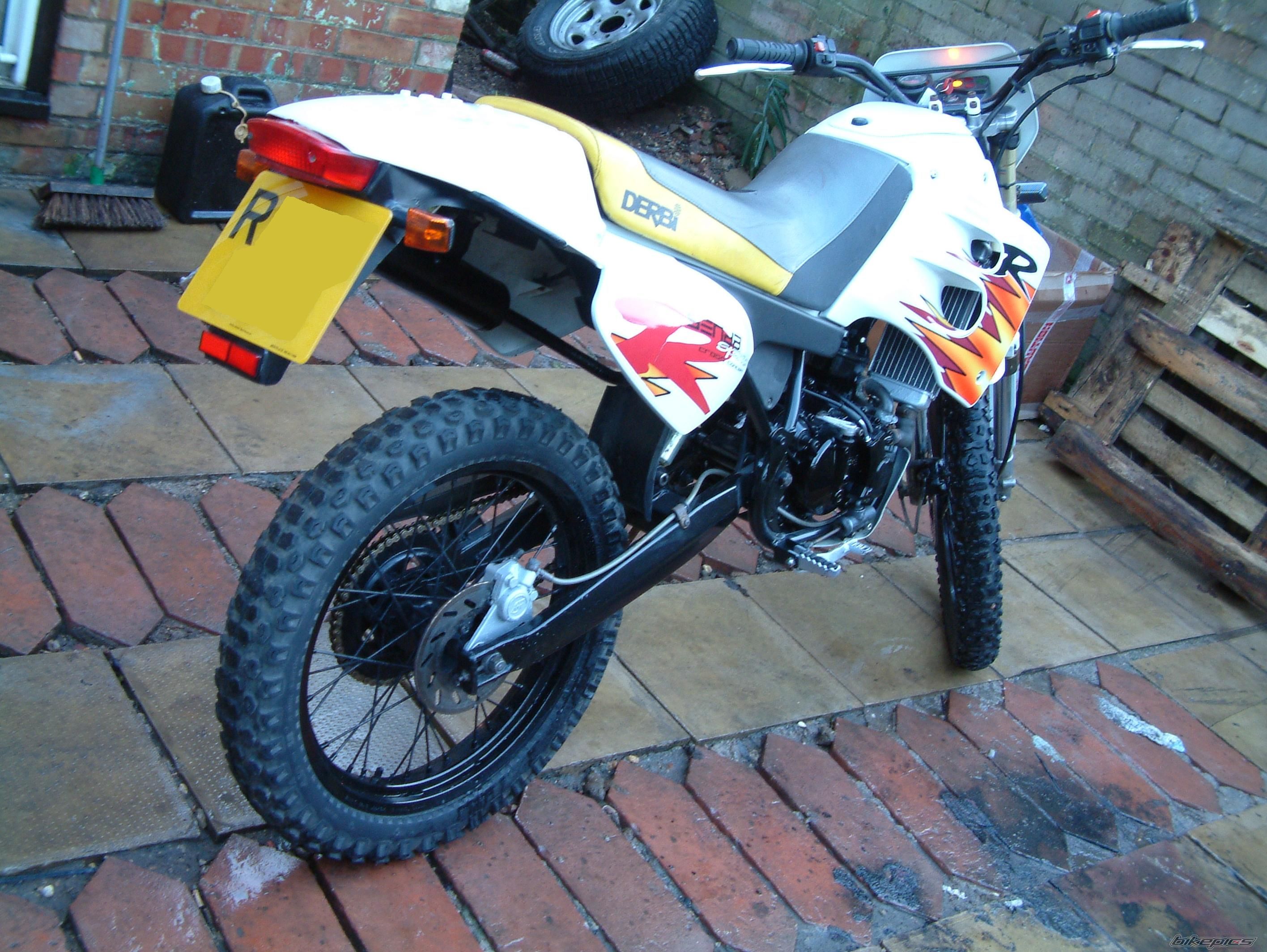 Photo 2027458