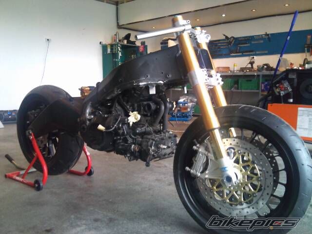 Photo 2027593