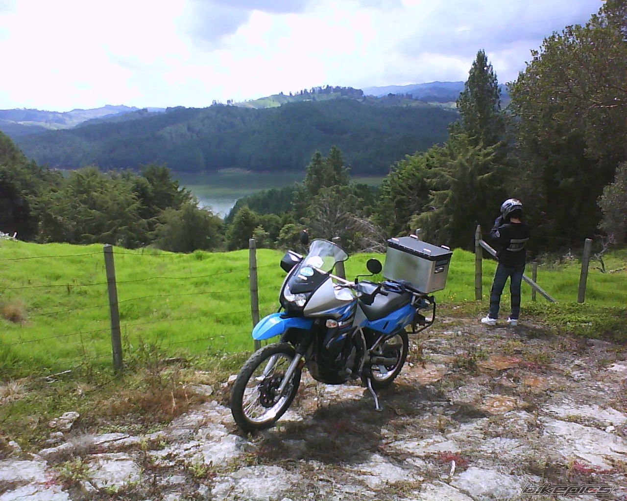Photo 2027690