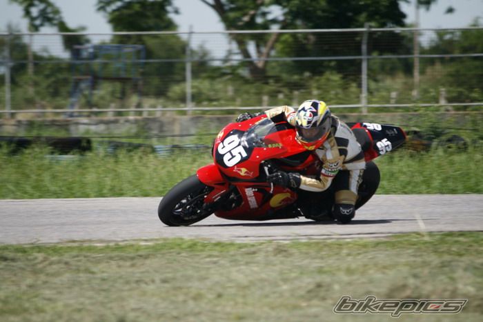 Photo 2028109