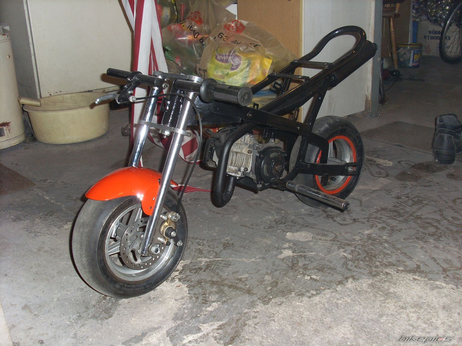 Photo 2028137