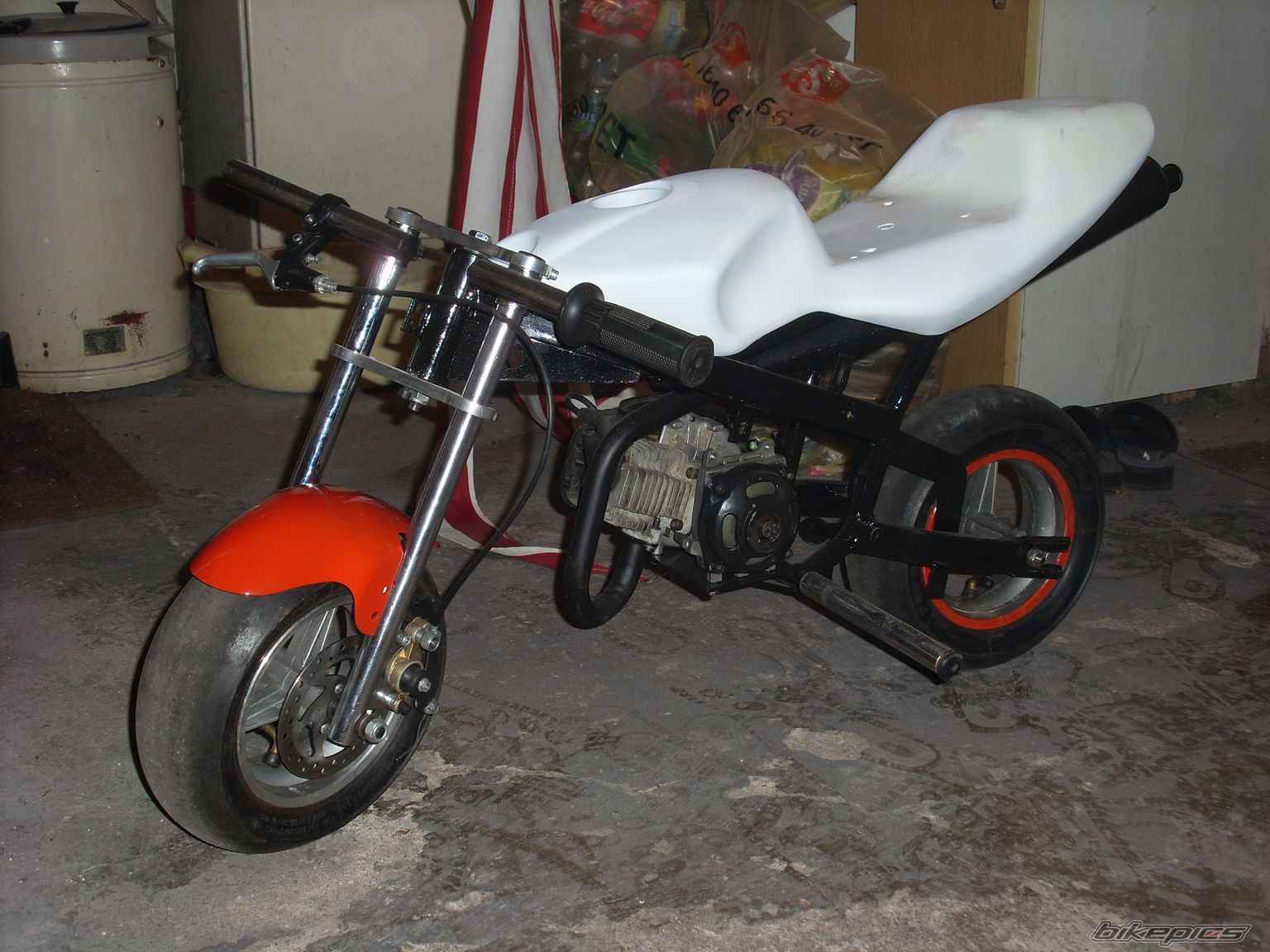 Photo 2028139