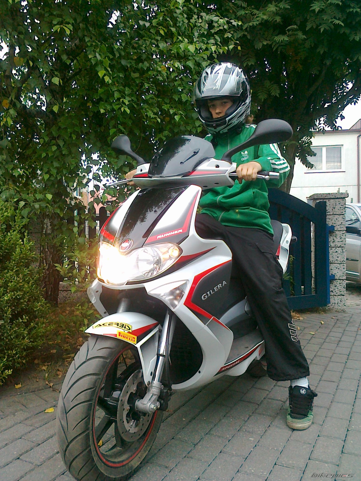 Photo 2028222