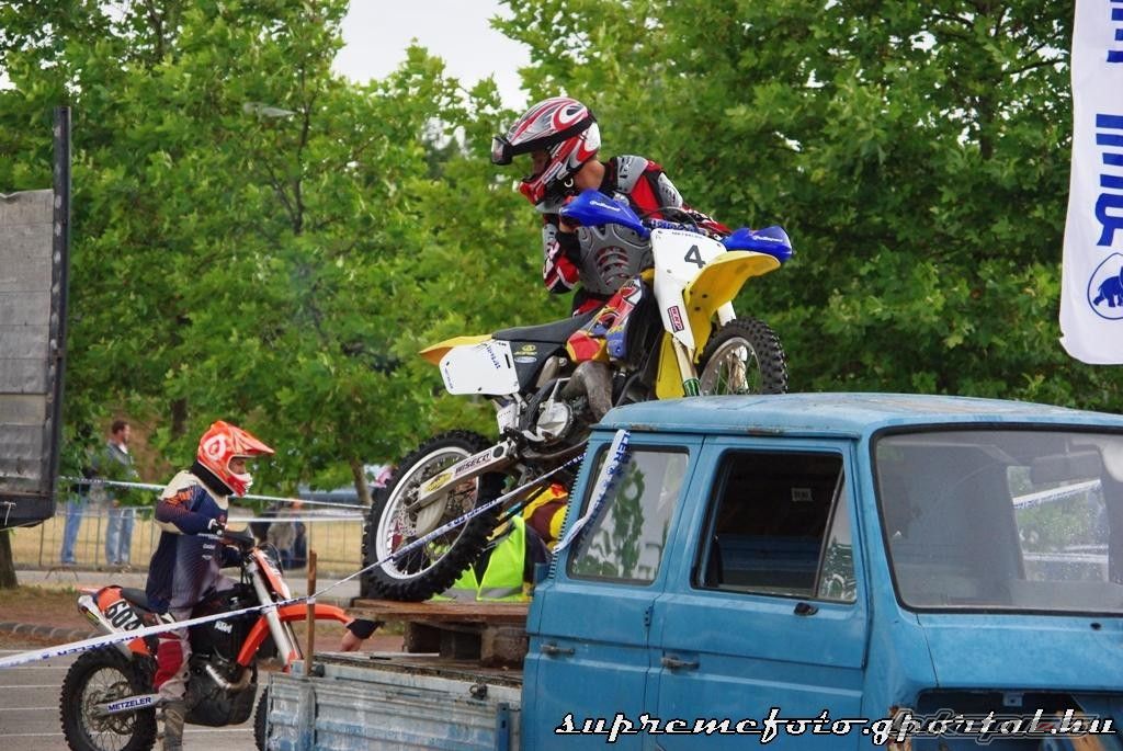 Photo 2028690