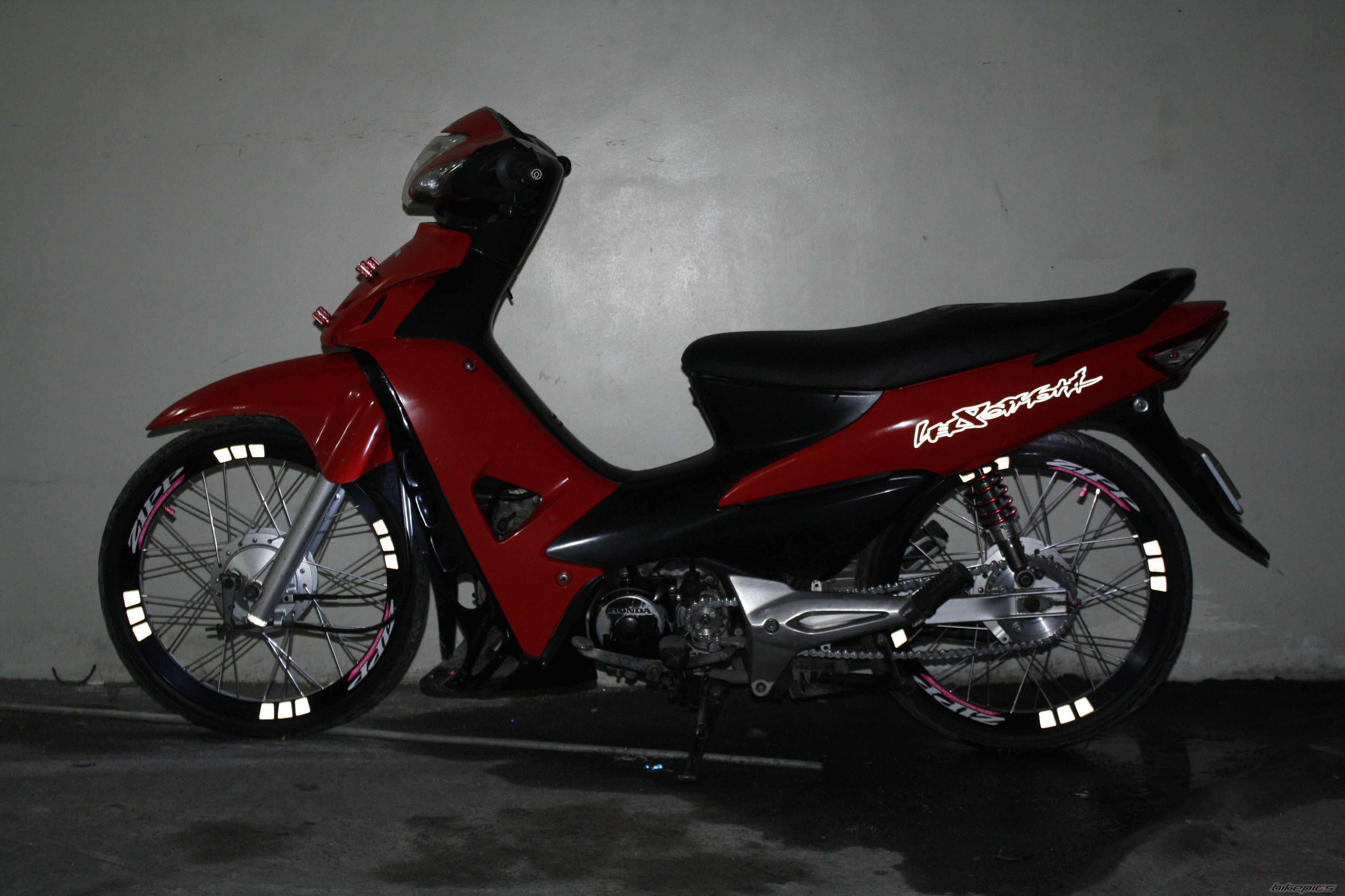 Photo 2028986