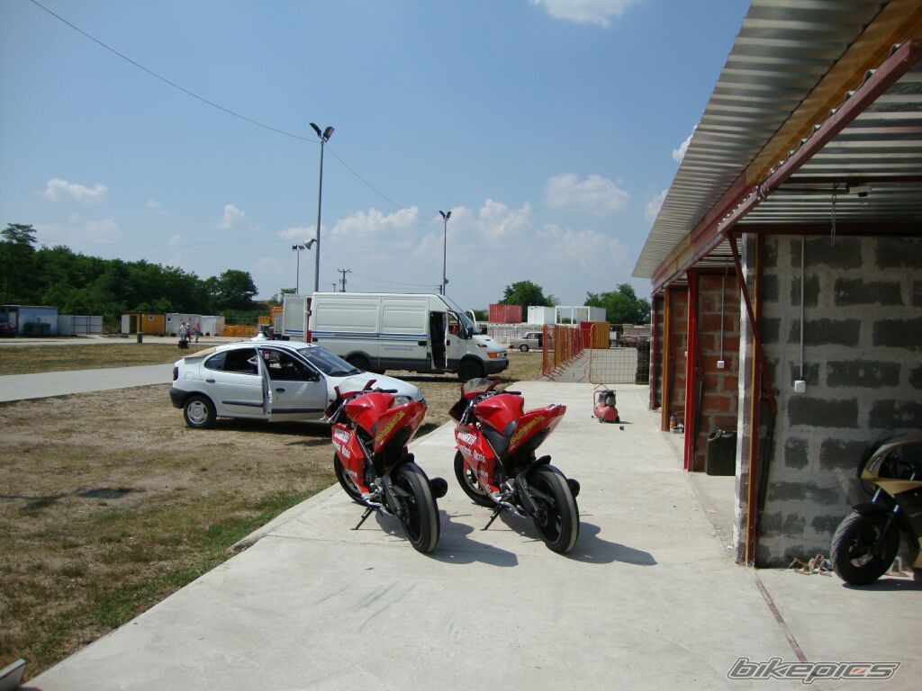 Photo 2029073