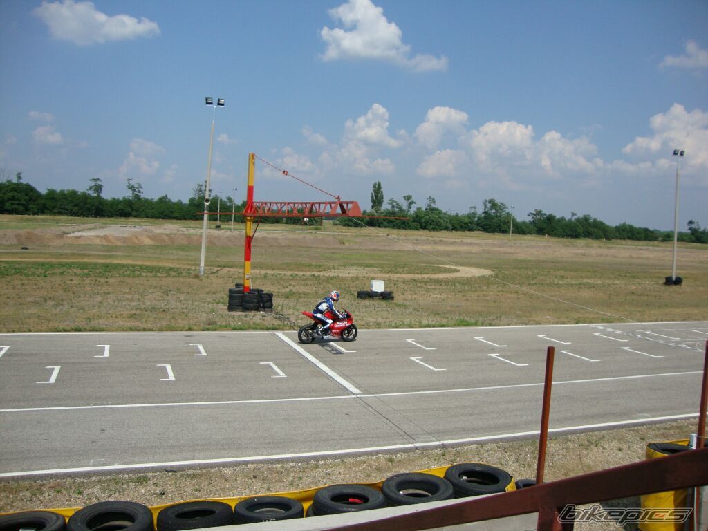 Photo 2029086