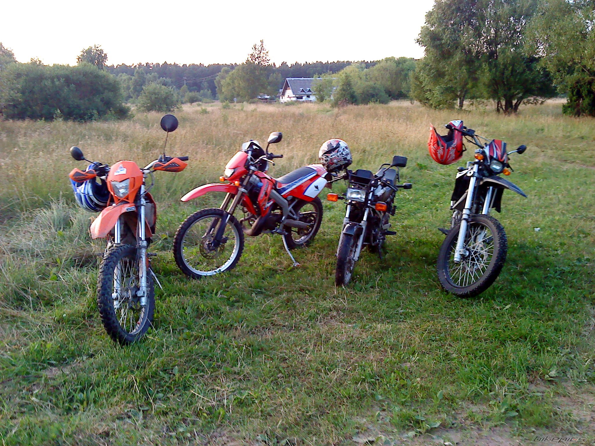 Photo 2029539