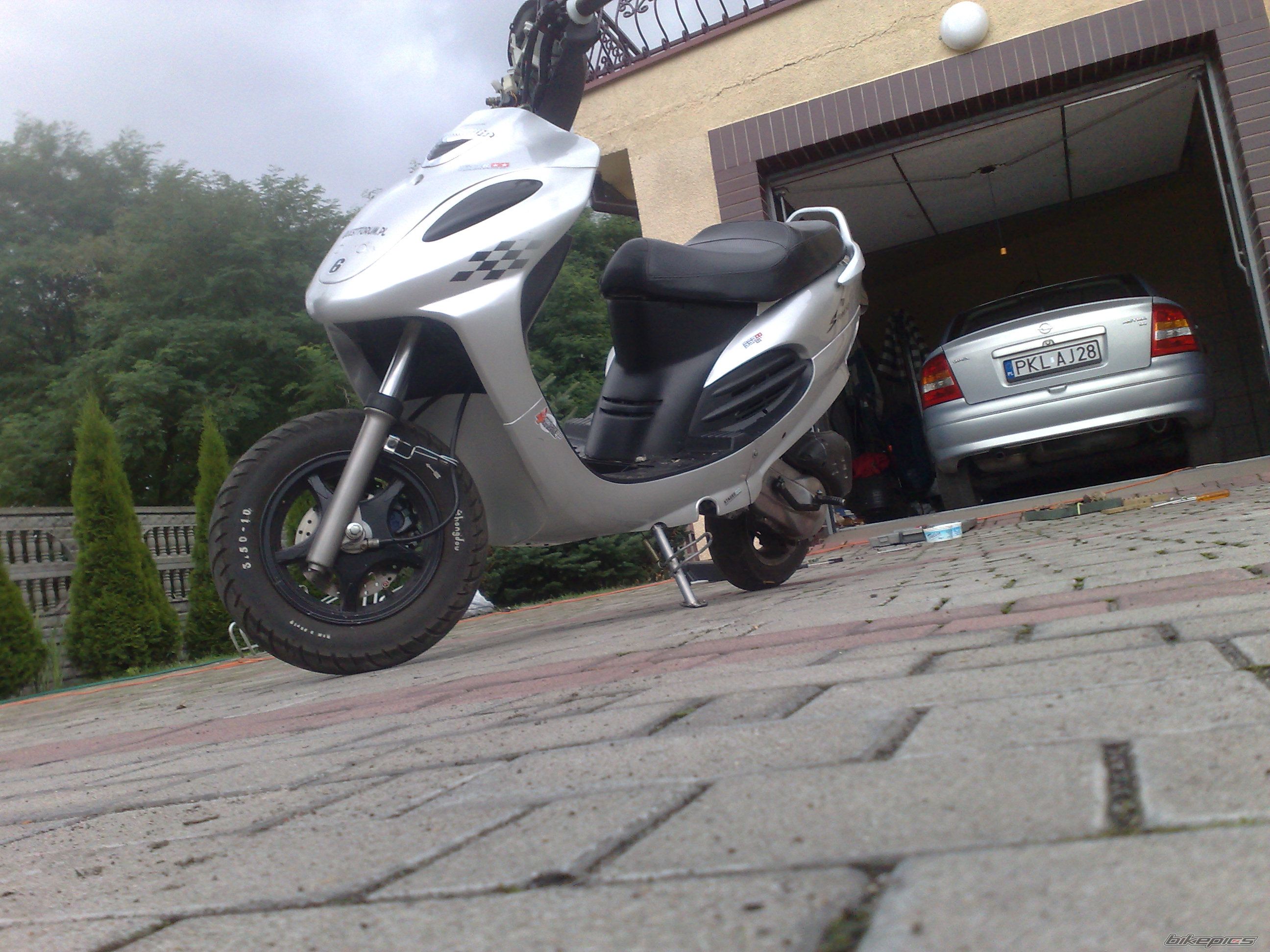 Photo 2029544