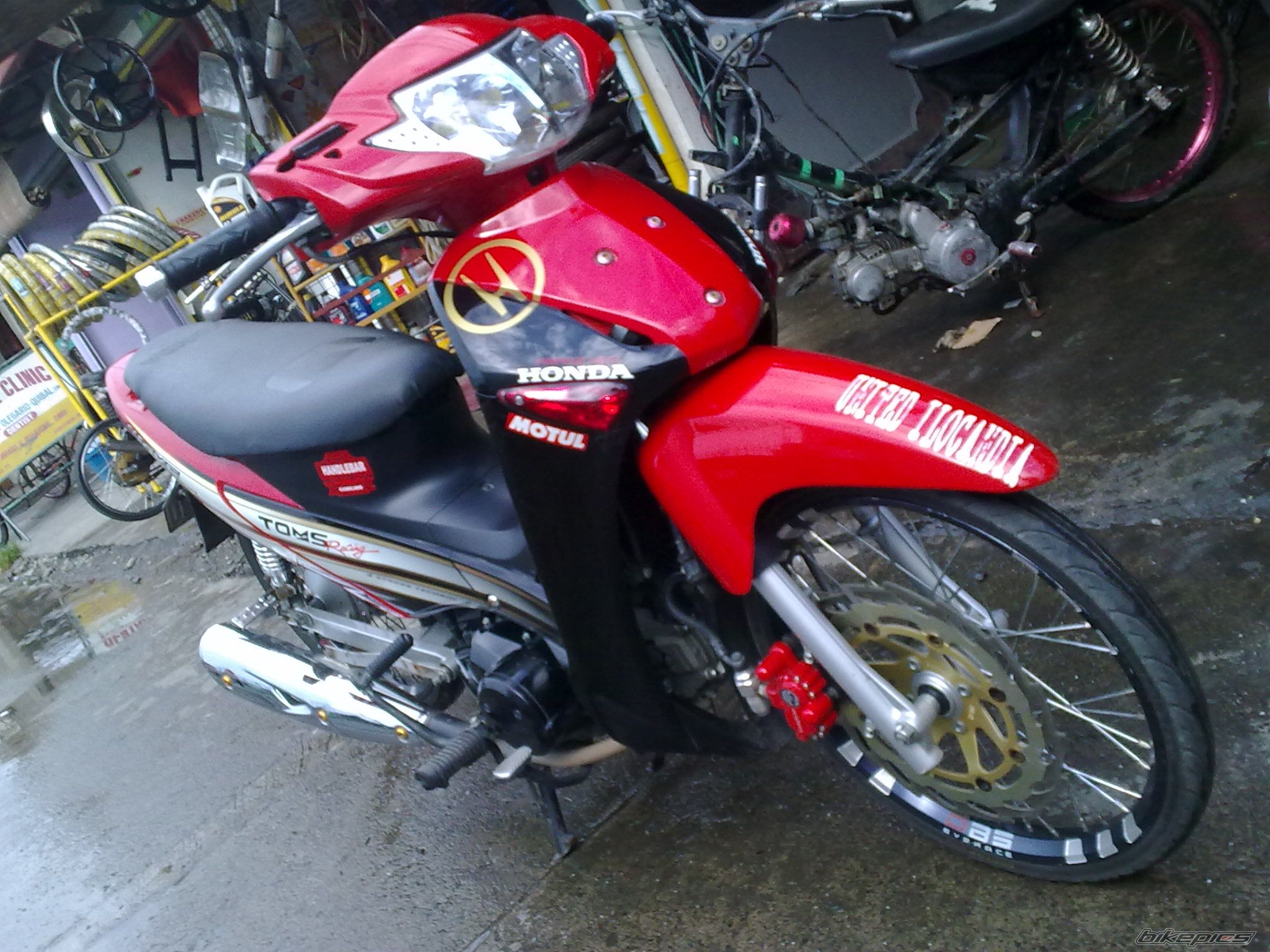 Photo 2031886