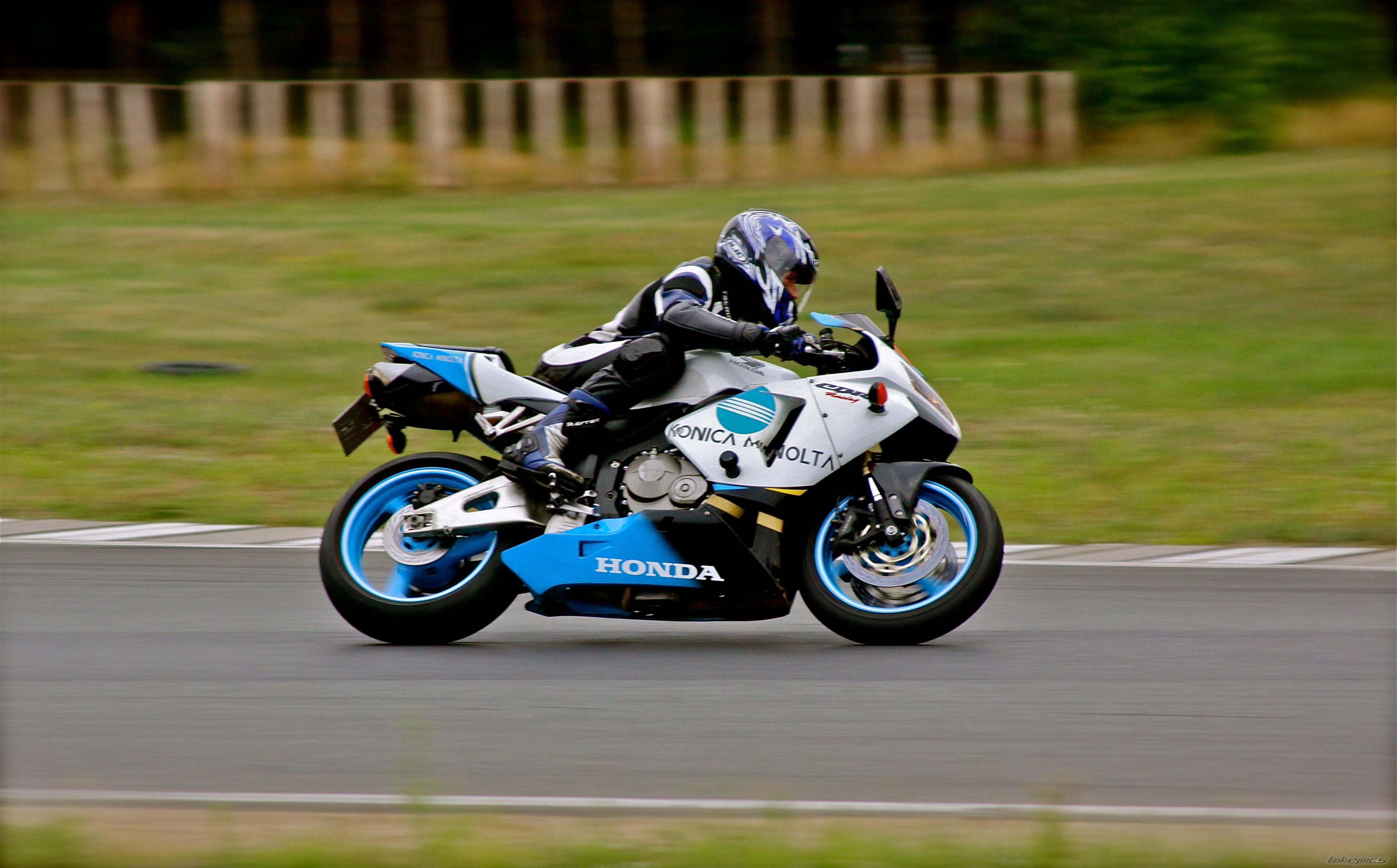 Bike Photo 2032004