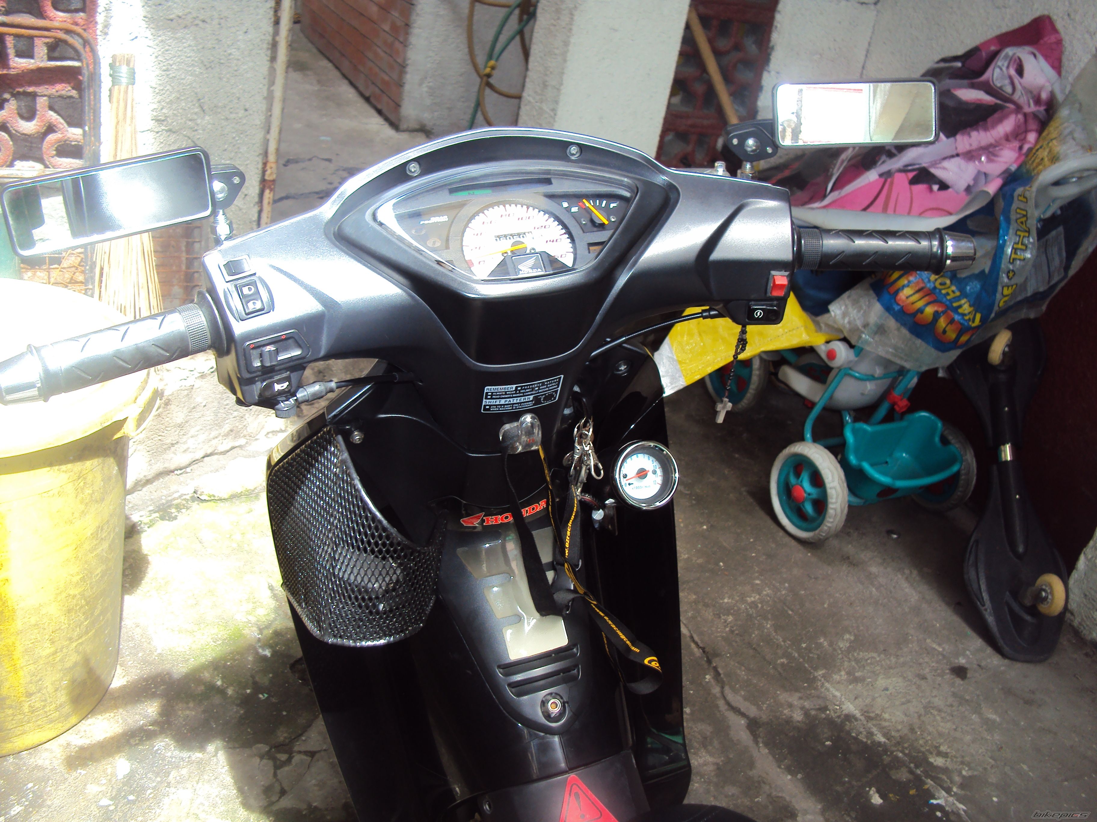 Photo 2032111