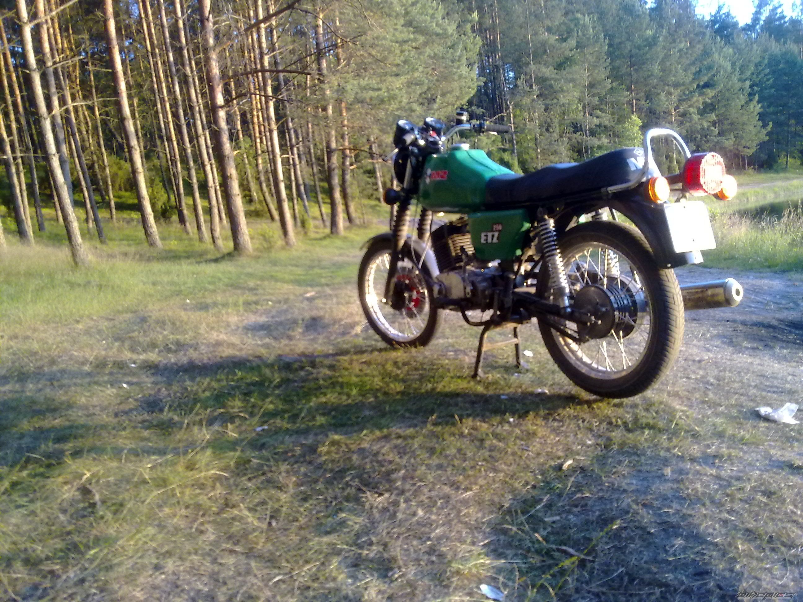 Bike Photo 2032171