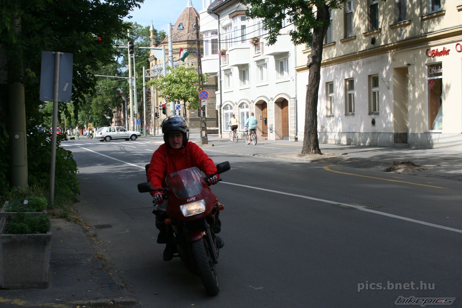 Bike Photo 2032520