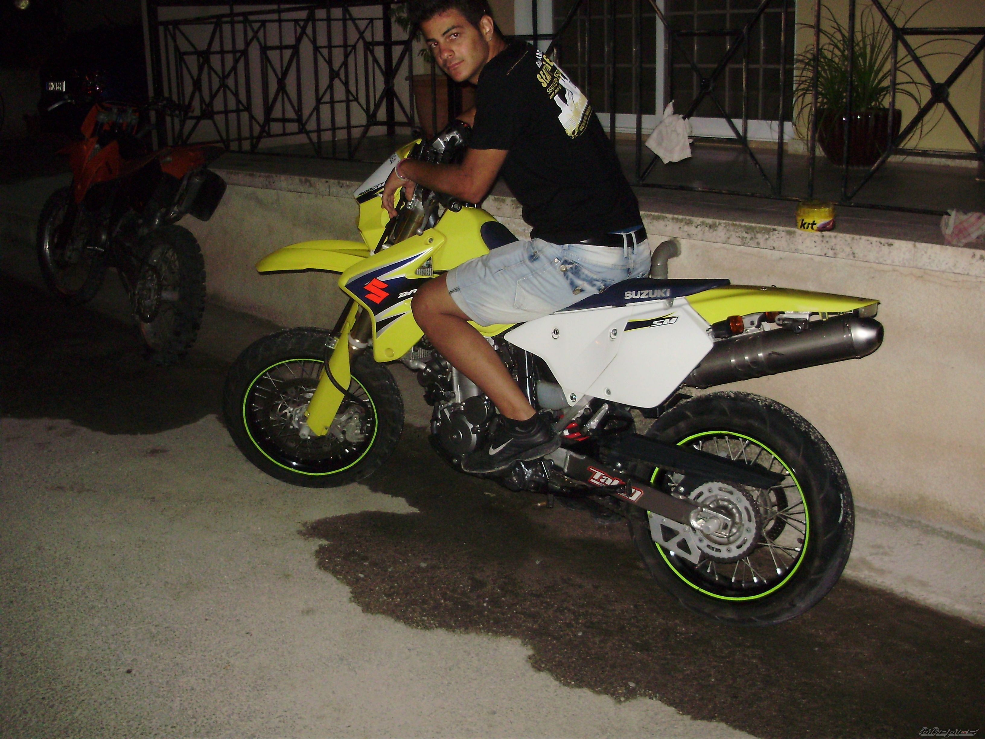 Photo 2033542
