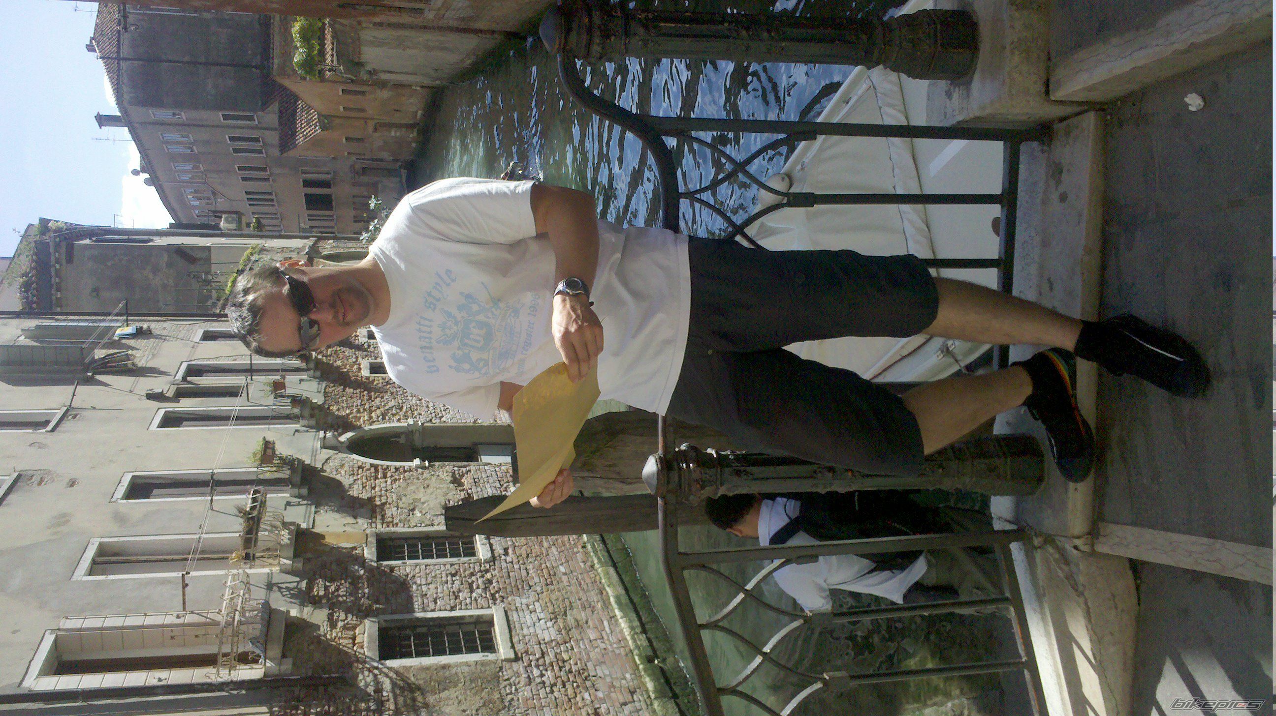 Photo 2033711