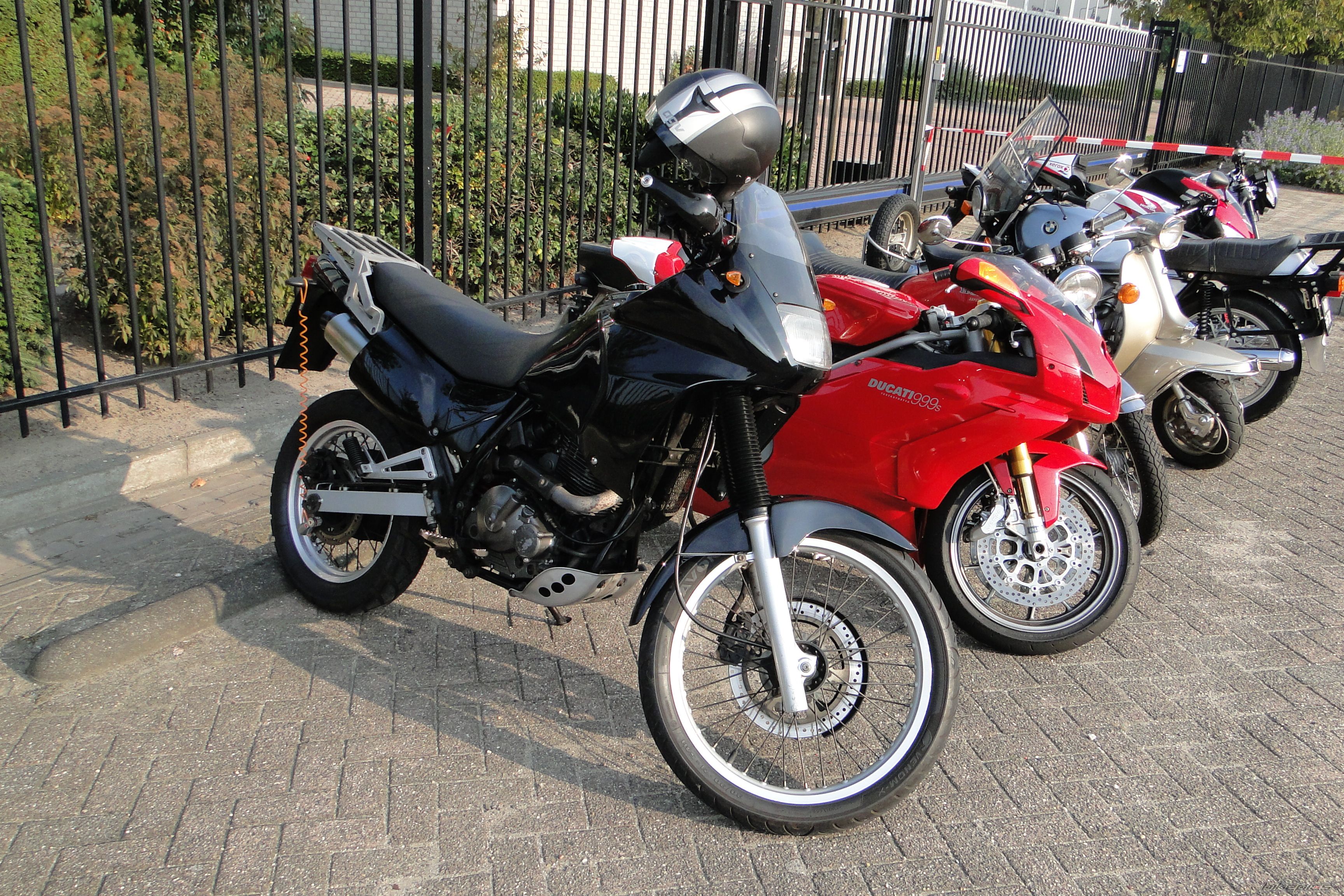 Photo 2033973