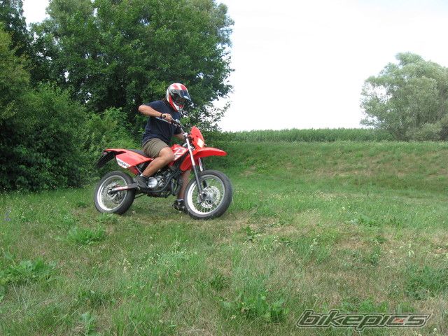 Photo 2035090