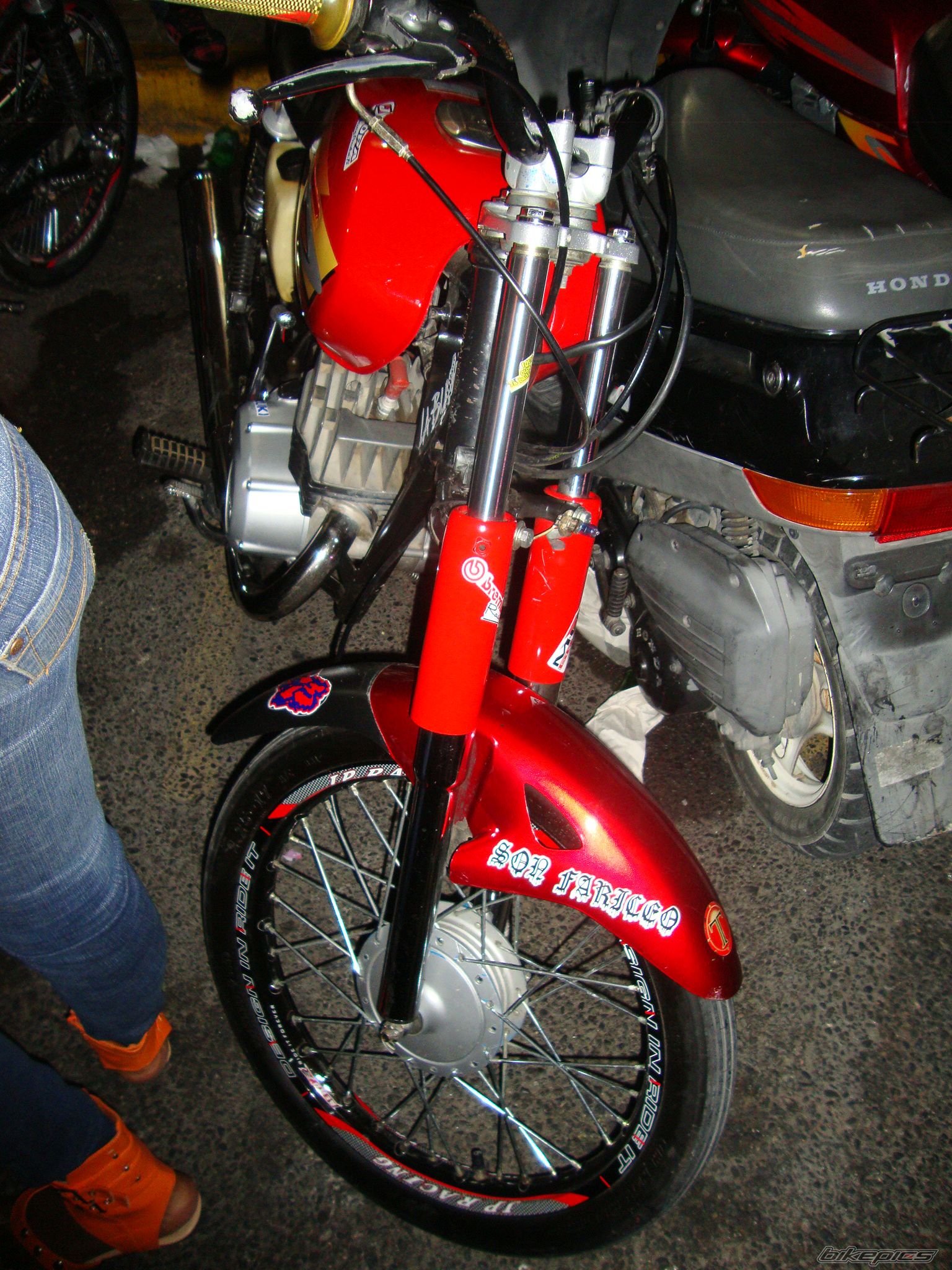 Photo 2035553