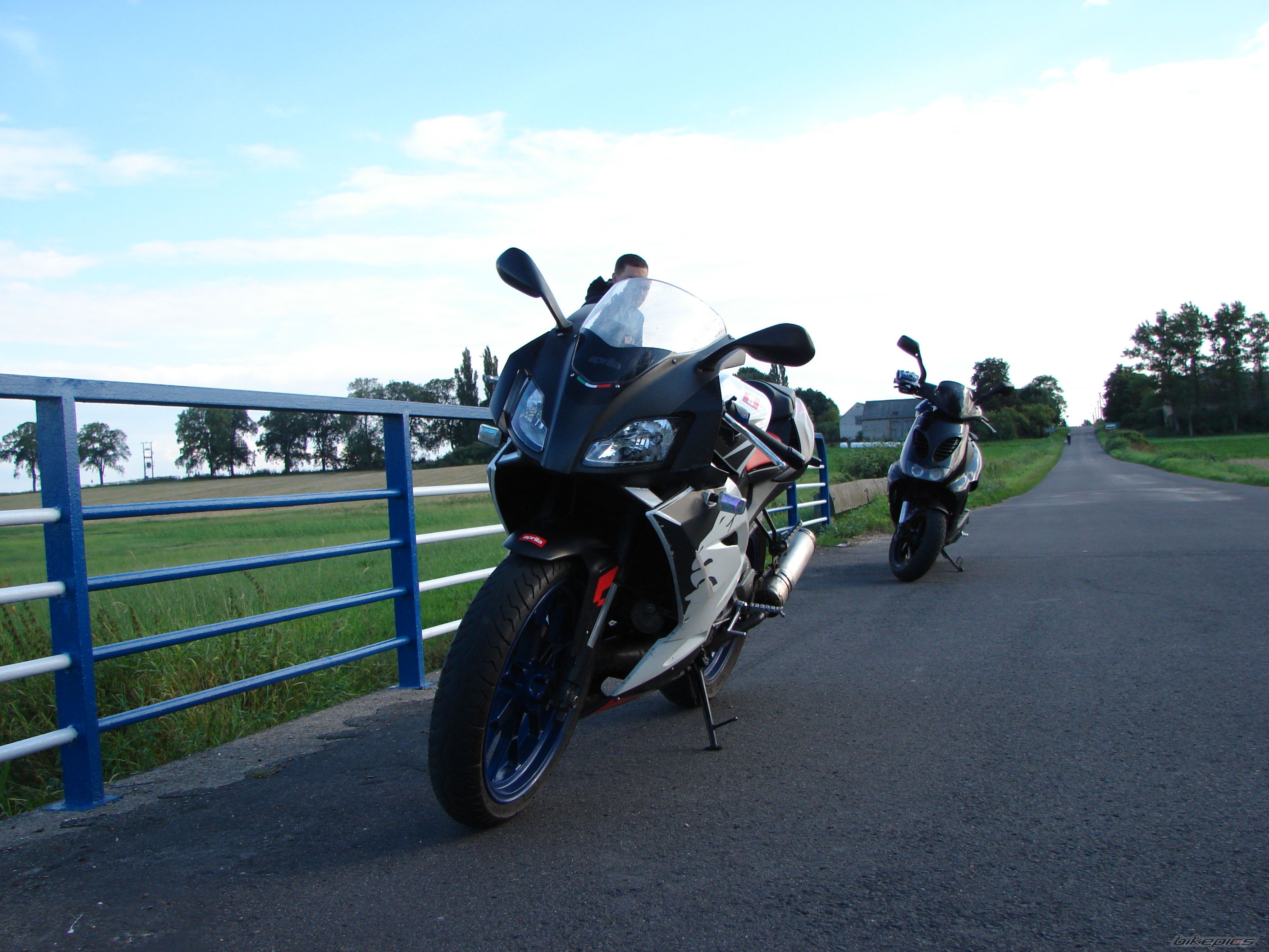 Photo 2035702