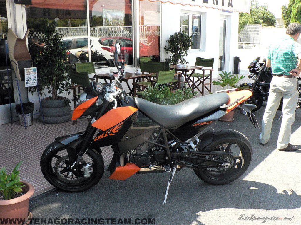 Photo 2035881