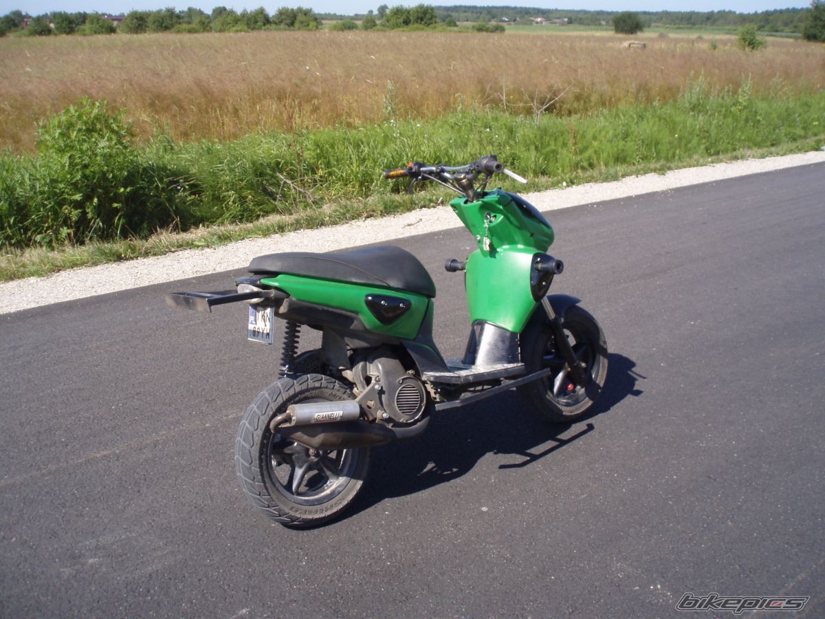 Photo 2035896