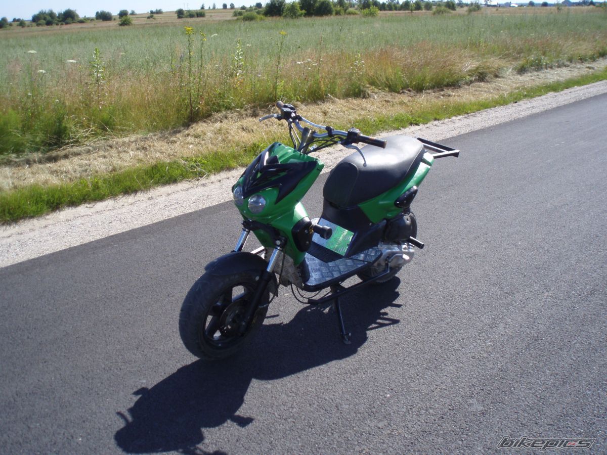 Photo 2035897