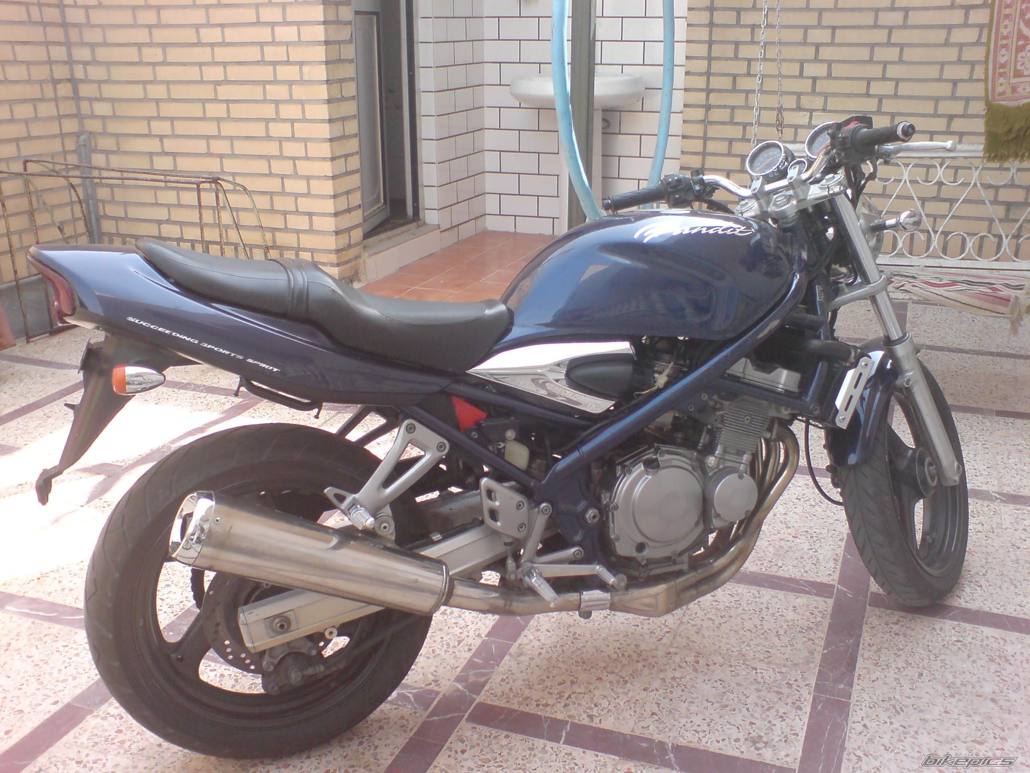 Photo 2035908