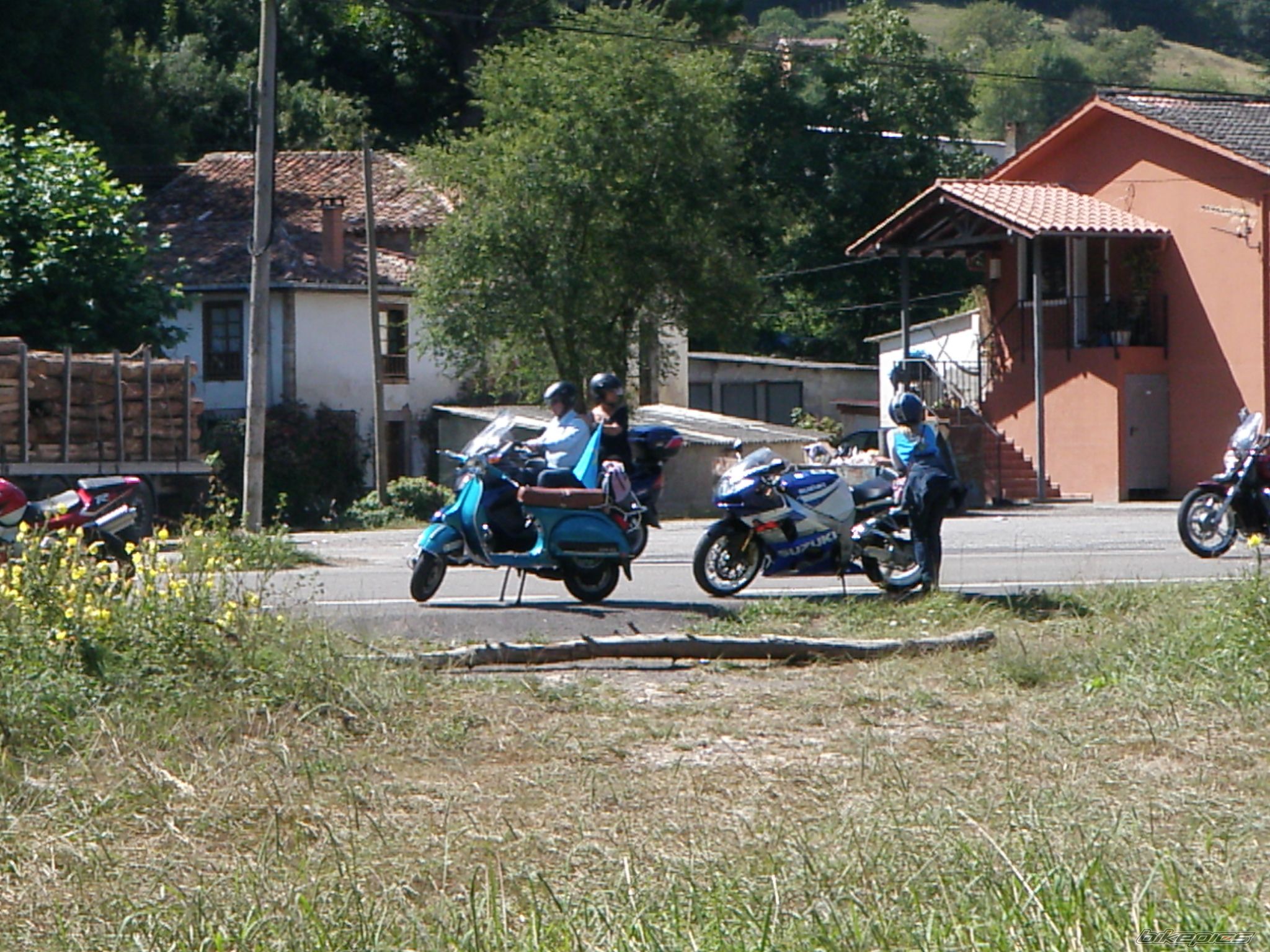Bike Photo 2035922