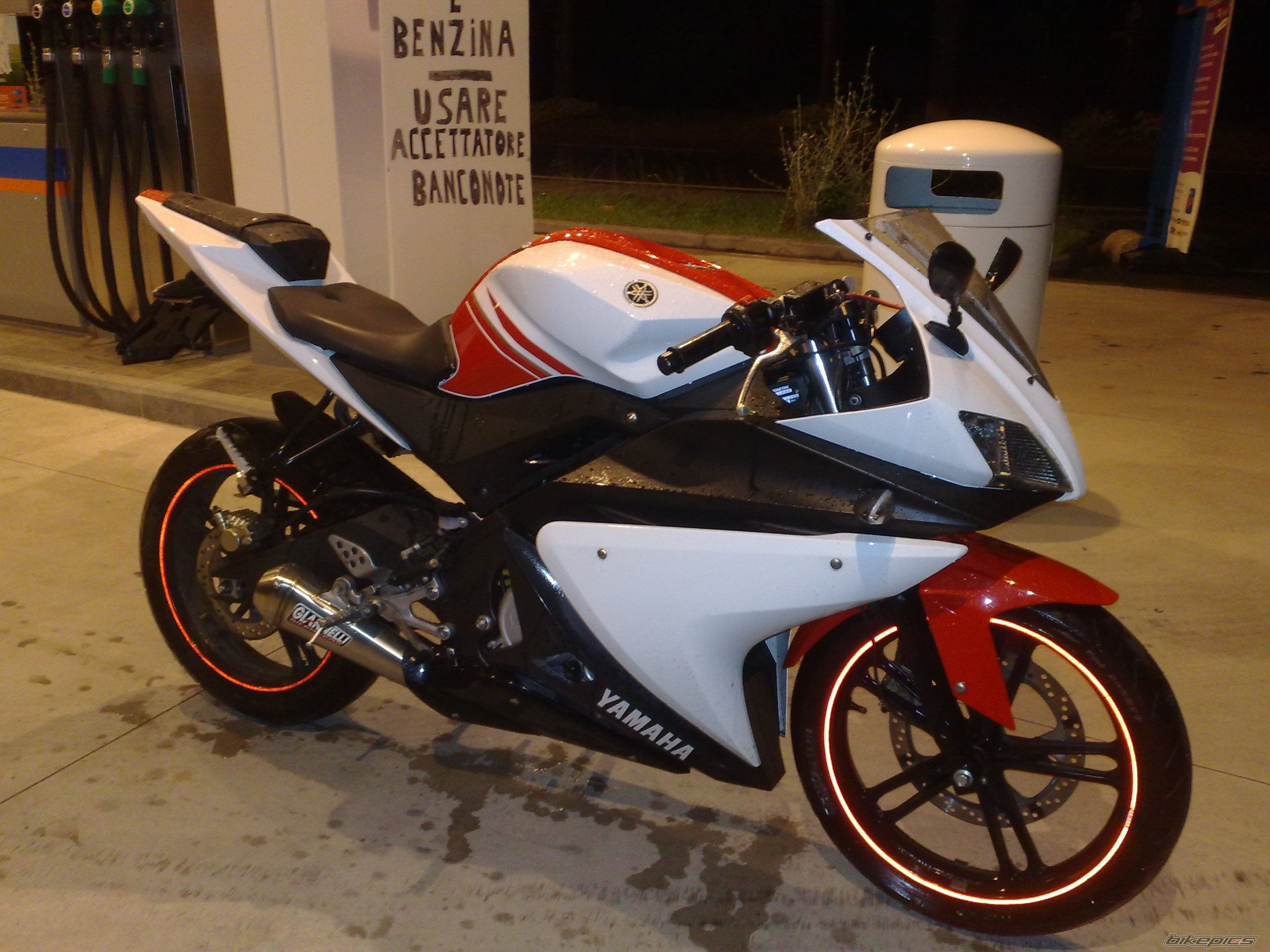Photo 2035988