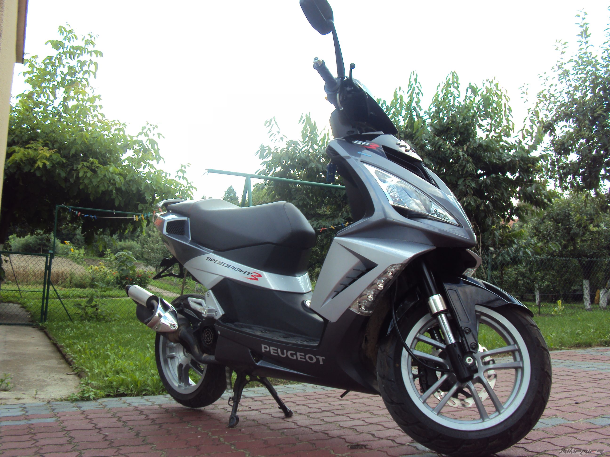 Photo 2036192