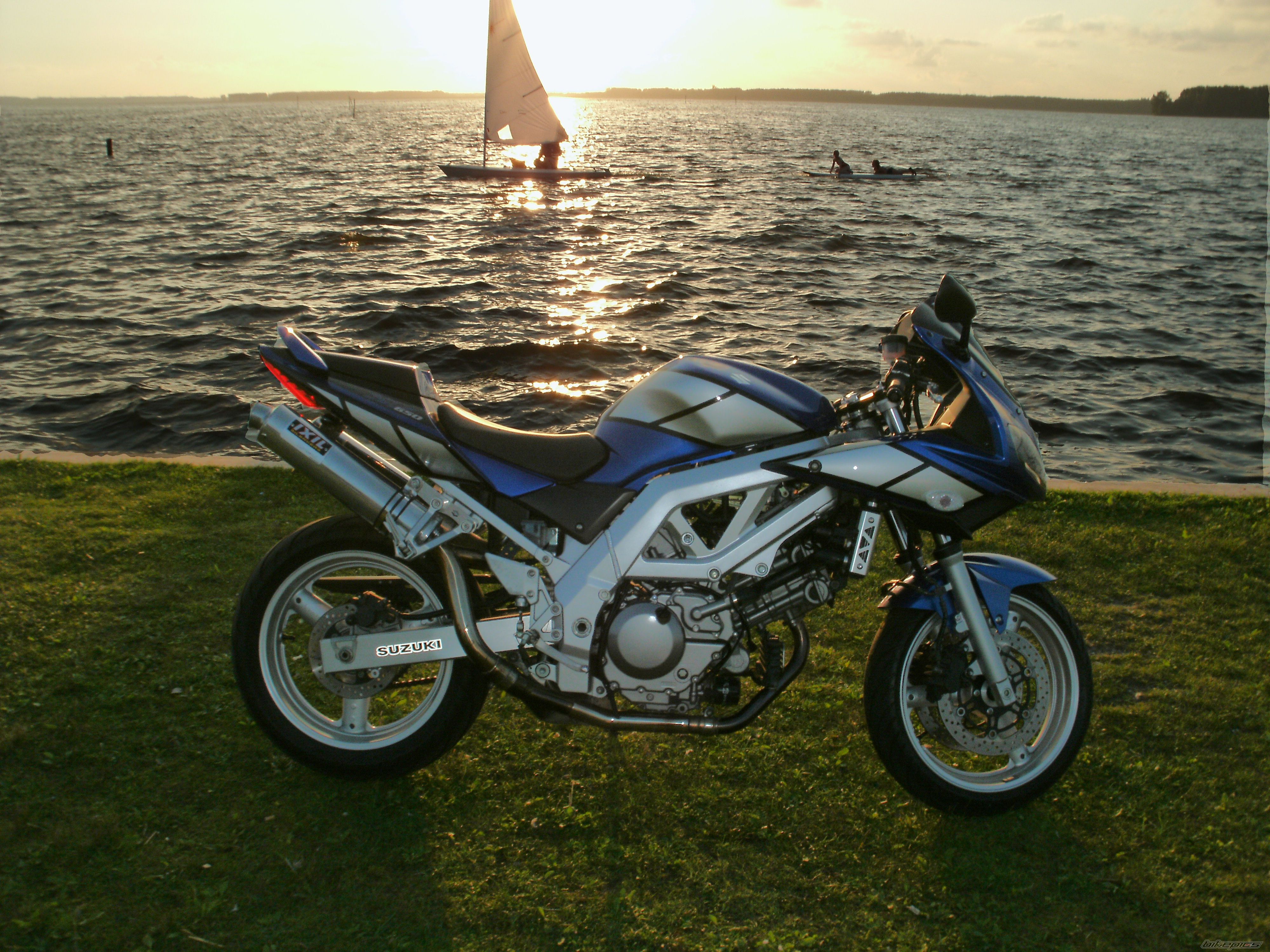 Photo 2036220