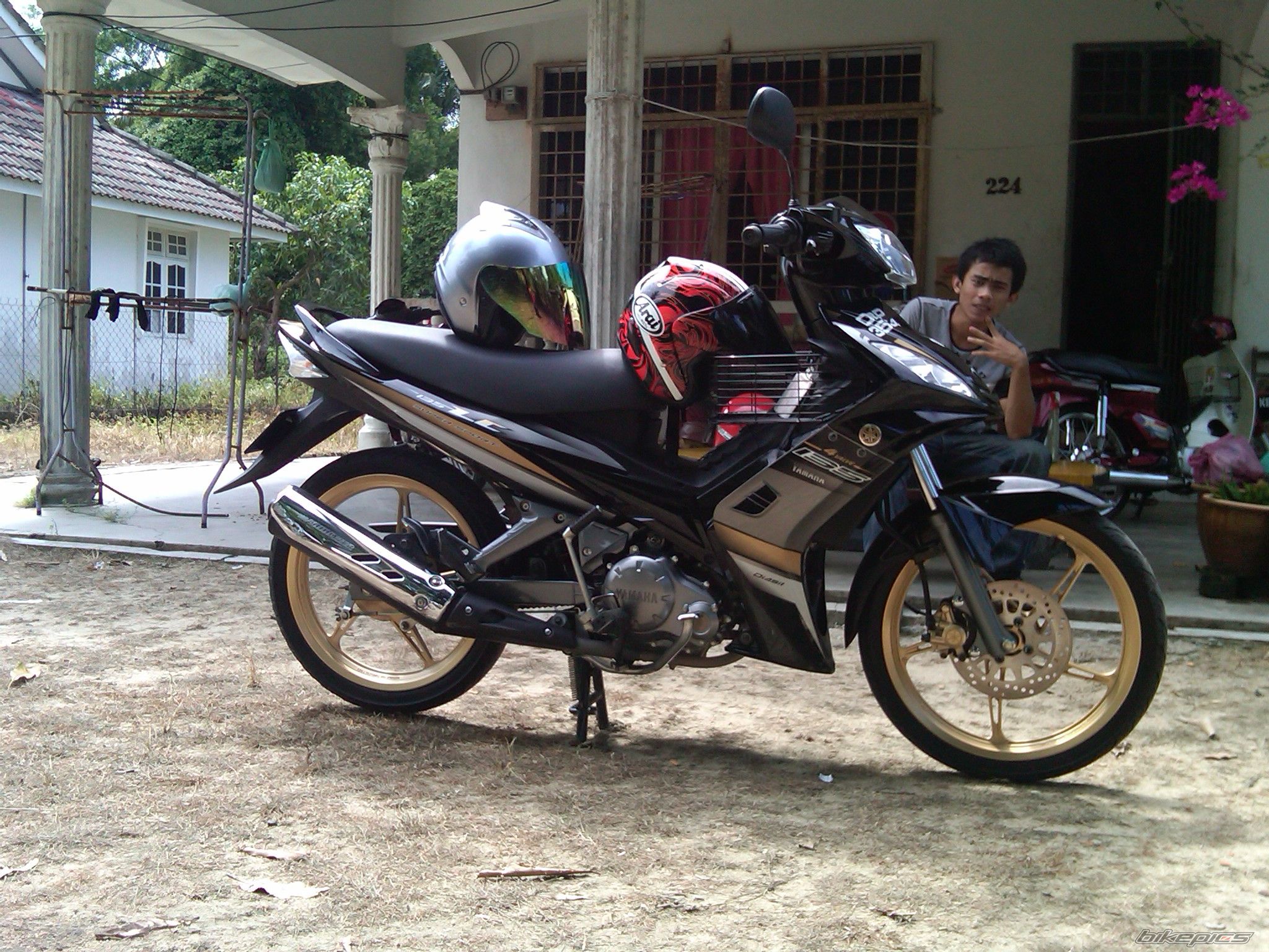 Photo 2036452