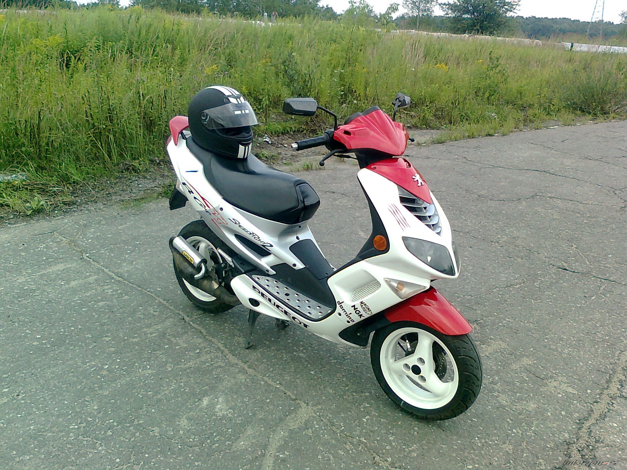 Photo 2036911